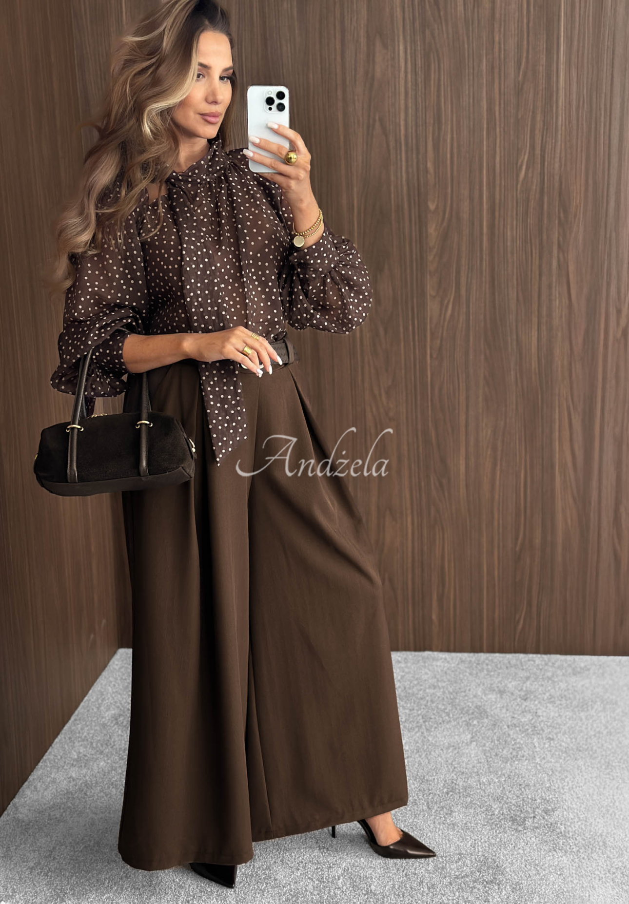Bluse mit Polka-Dots und Bindeband Gentle Kiss Schokoladenbraun