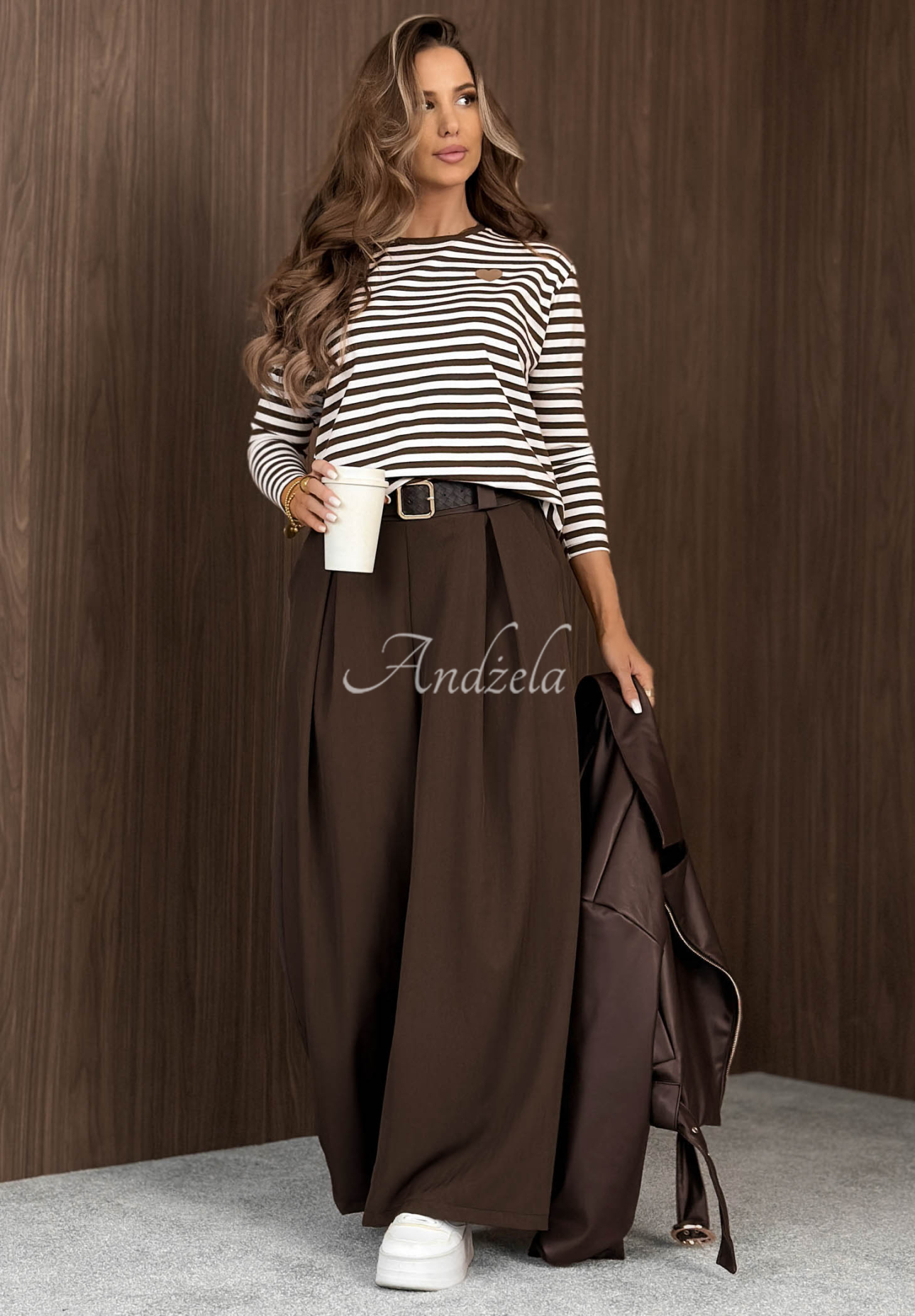 Langärmlige Baumwollbluse mit Streifen Lovely Heart Weiß-Schokoladenbraun
