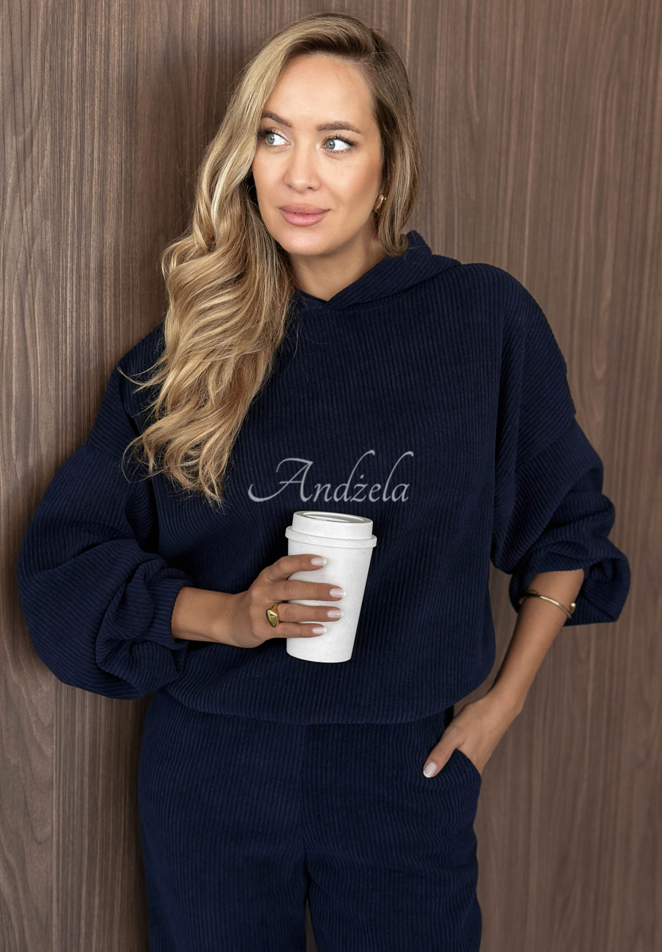 Cord-Set Sweatshirt mit Kapuze und Hose aus Baumwolle Quiet Confidence Dunkelblau