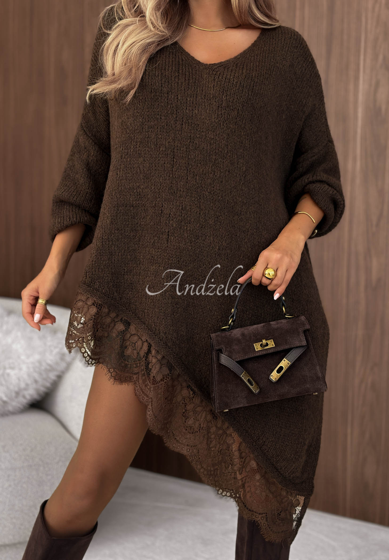 Asymmetrischer Spitzenpullover aus Wolle und Viskose Sweet Seduction Schokoladenbraun