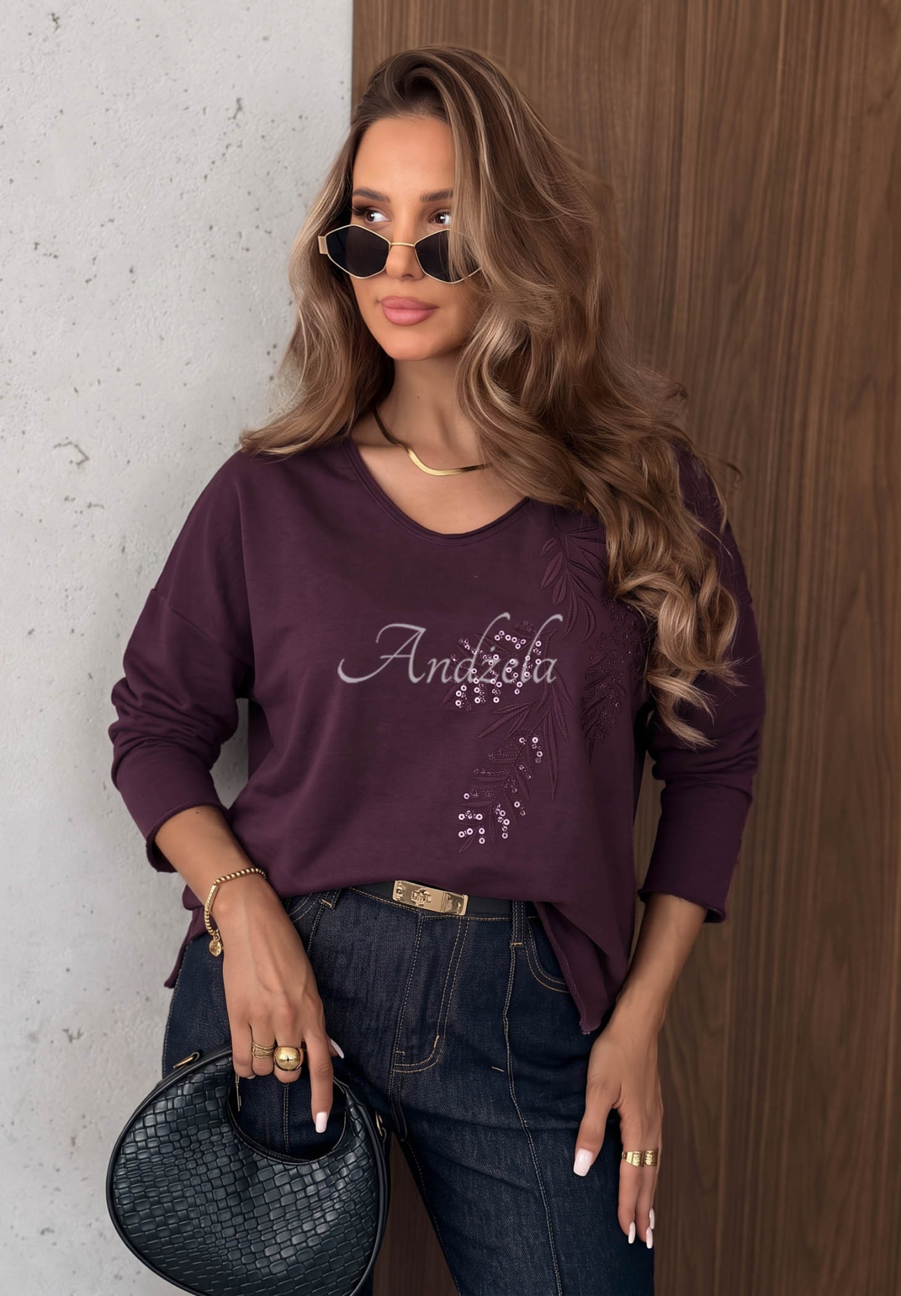 Bluse longsleeve z dekoltem i cekinami Last Sunrays Beerenfarben