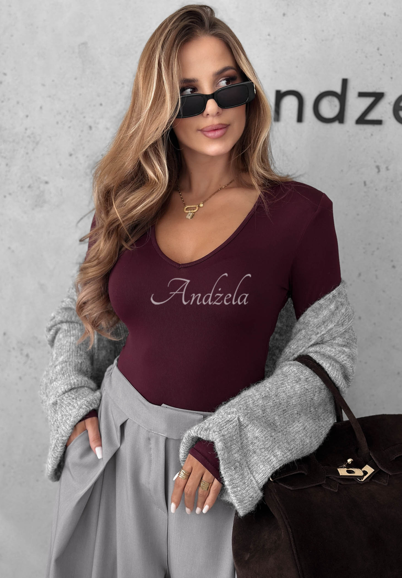 Longsleeve-Bluse mit Ausschnitt Main Girl Burgunderrot