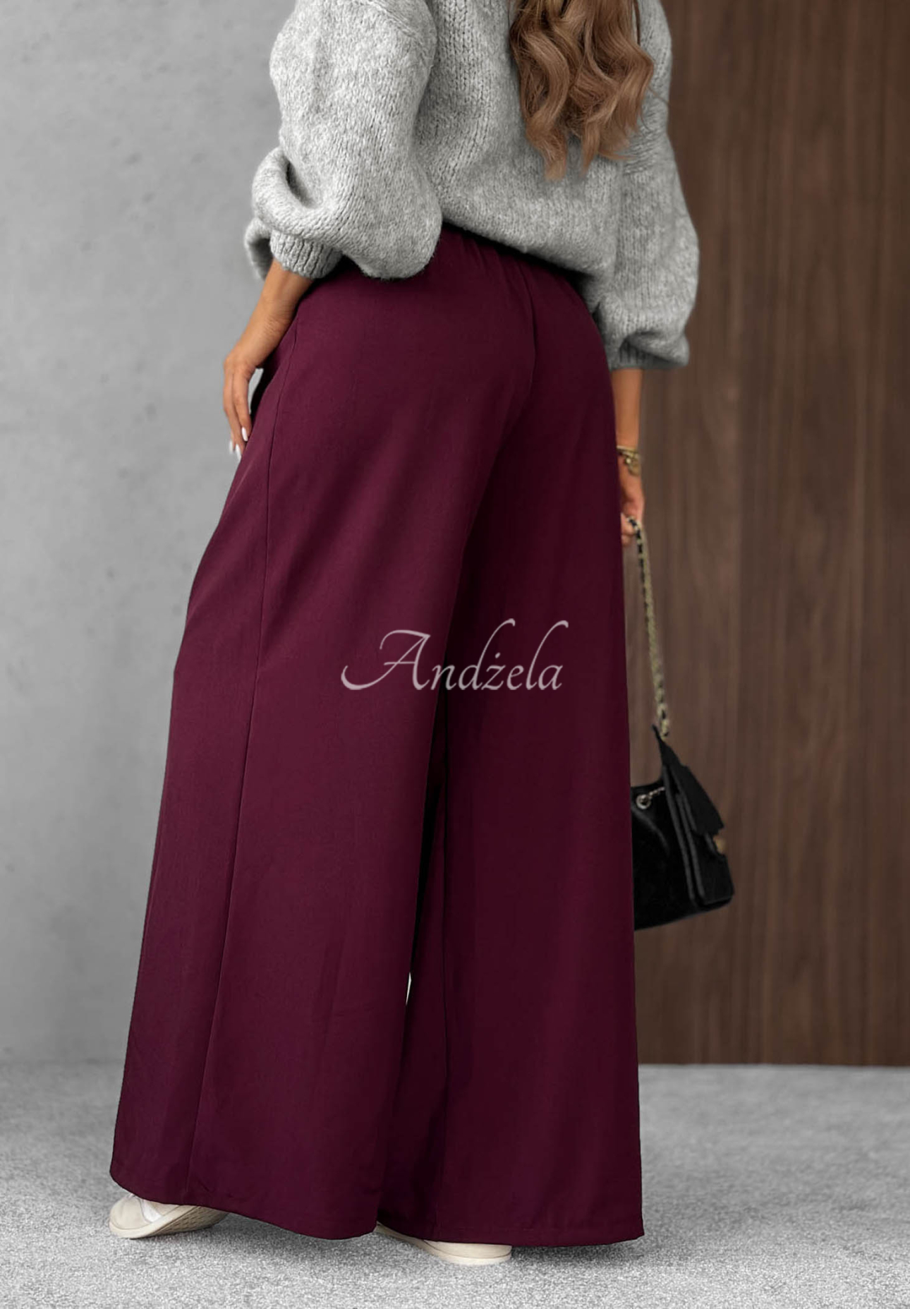 Elegante Wide-Leg-Hose mit Bundfalten Timeless Poise Burgunderrot