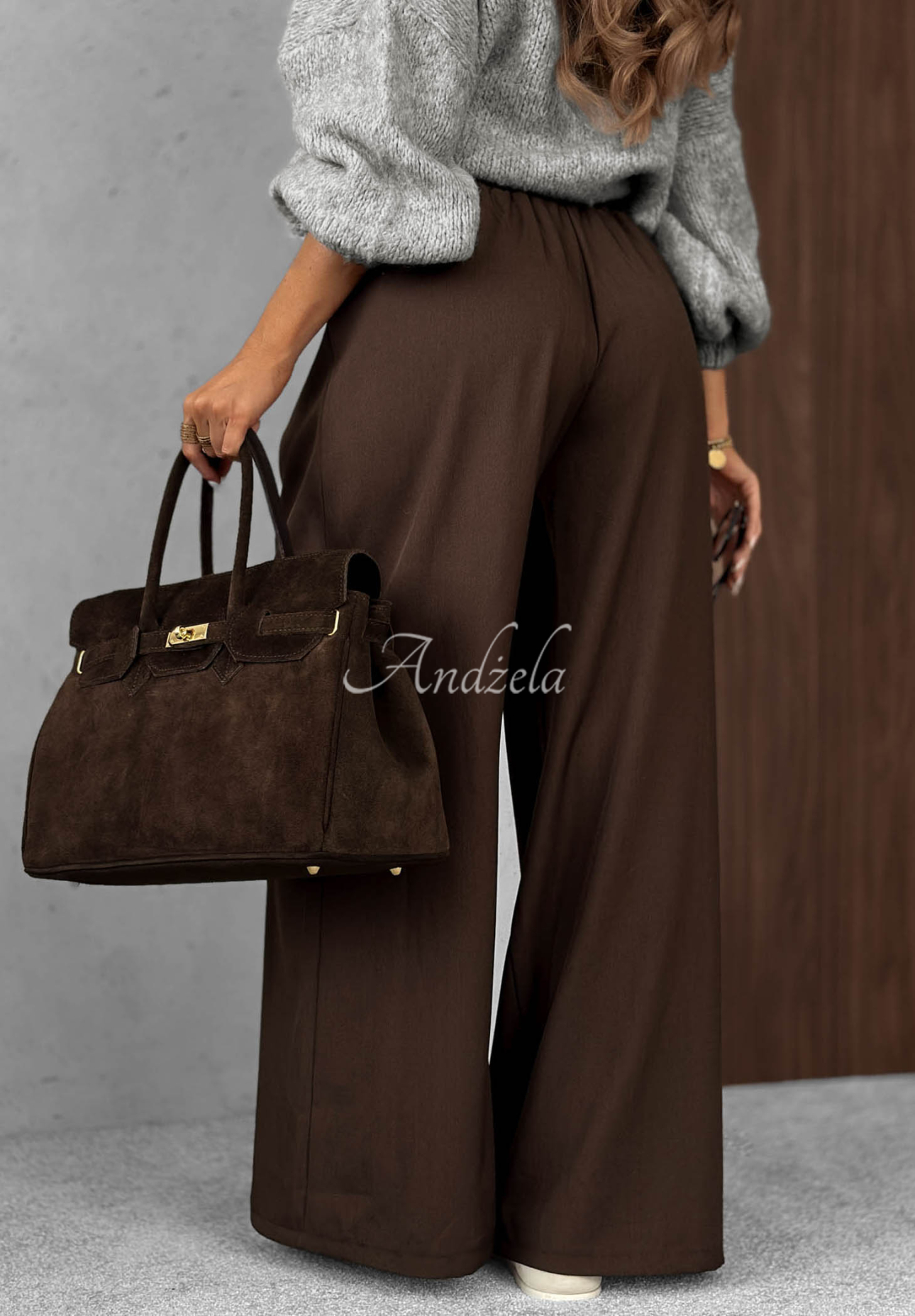 Elegante Wide-Leg-Hose mit Bundfalten Timeless Poise Schokoladenbraun