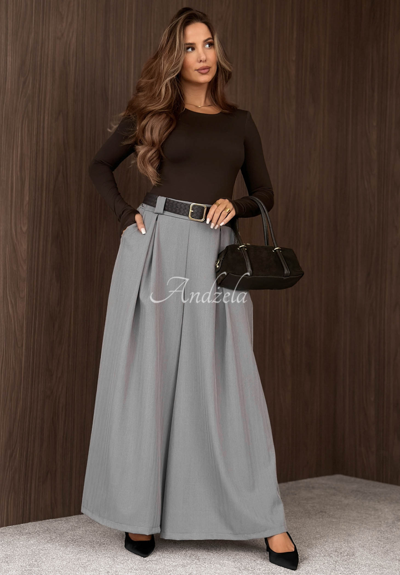 Weit geschnittene Stoffhose mit Gürtel Simple Elegance Grau