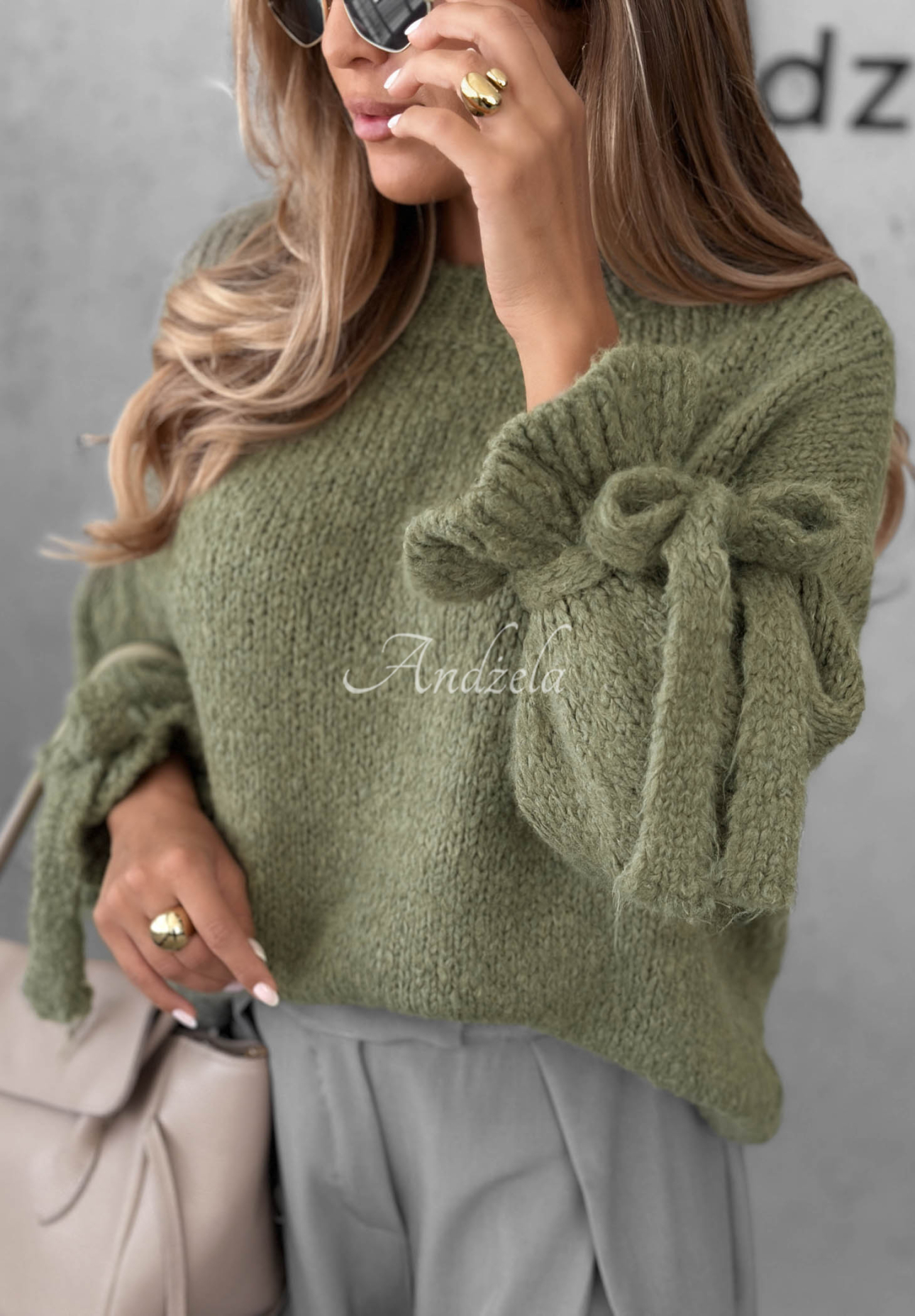Weicher Pullover mit Bindedetails aus Wolle und Viskose Candle Smell Olivgrün