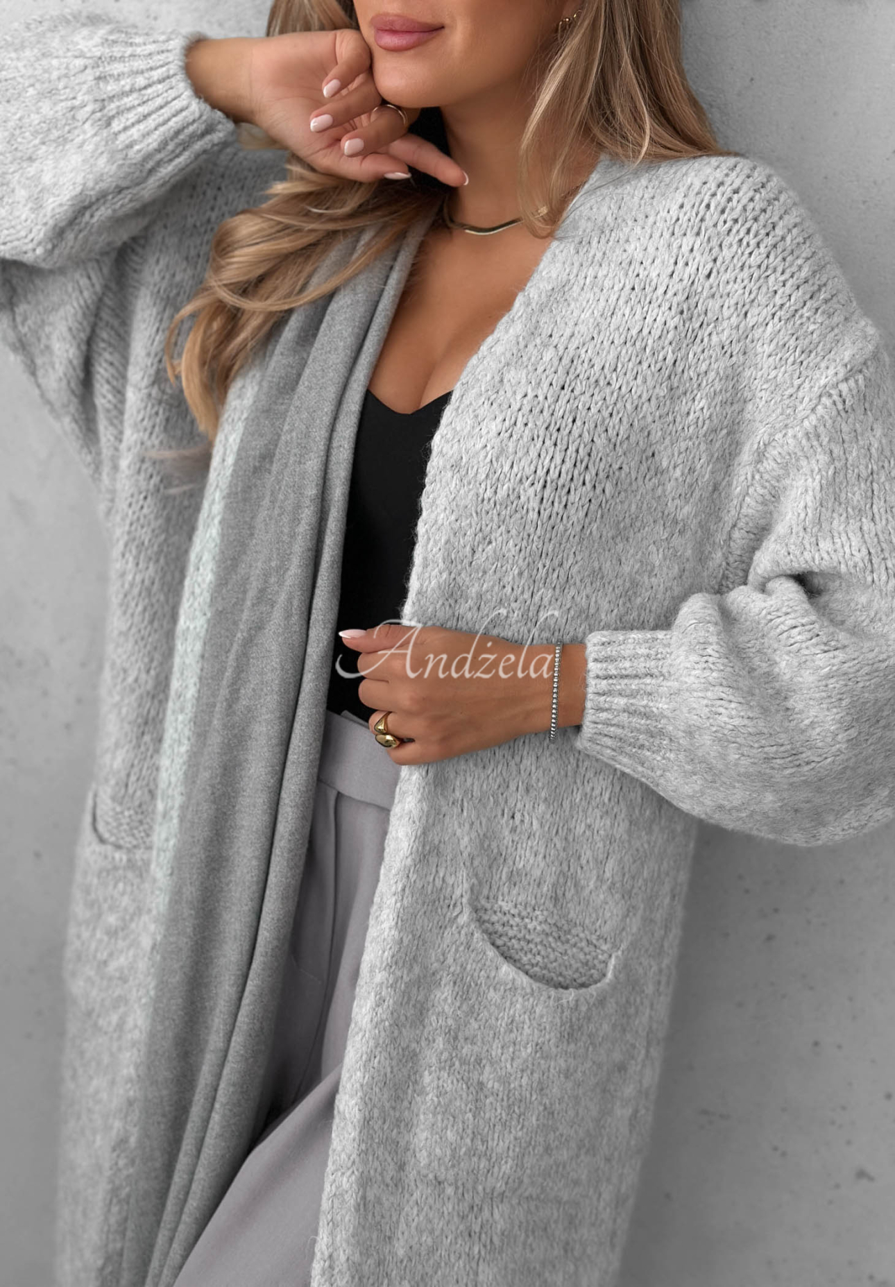 Langer Oversize-Cardigan mit Taschen, Wolle und Viskose November Walk Hellgrau