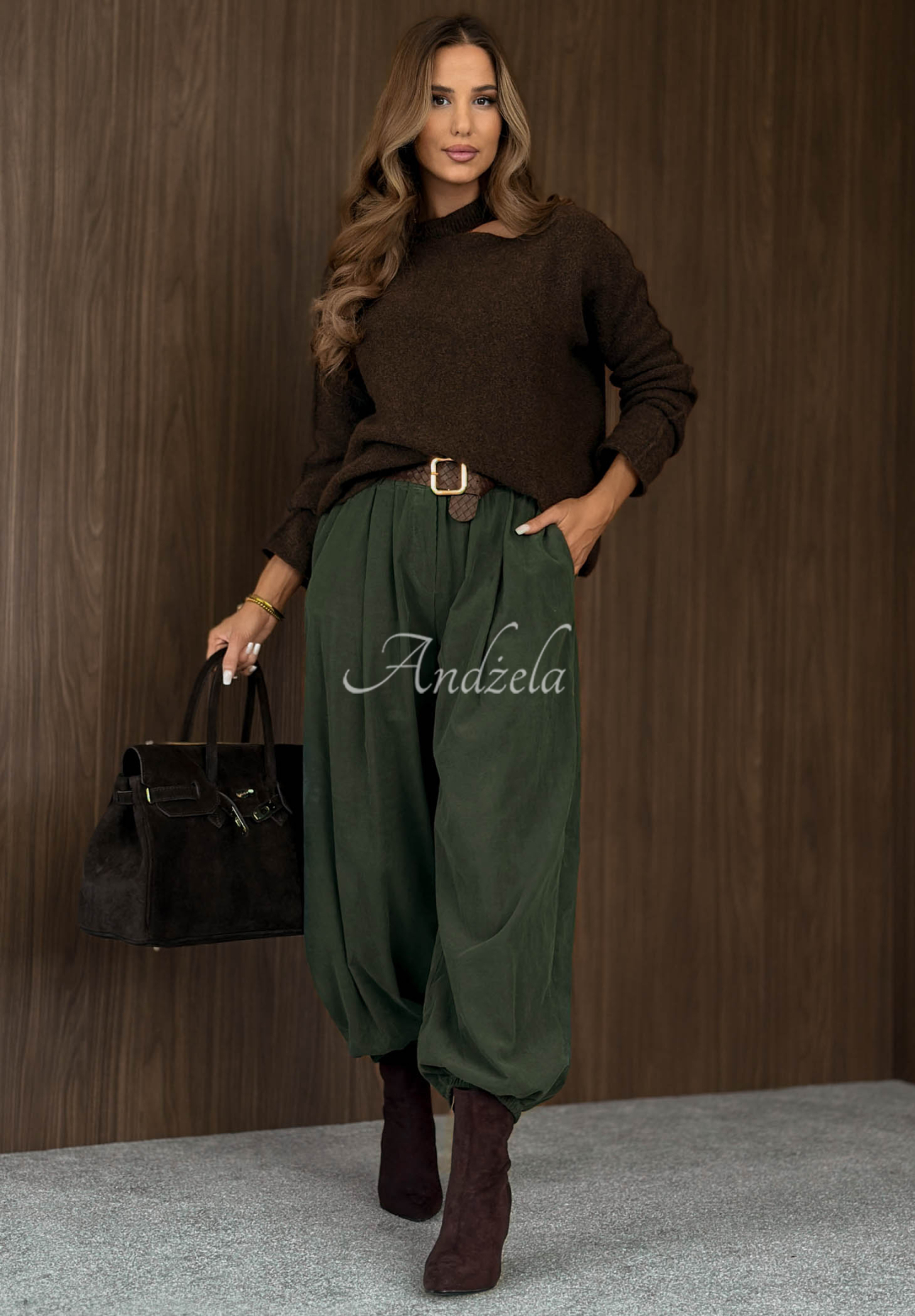 Jogginghose aus Baumwoll-Cord mit Gürtel Simple Edit Khaki