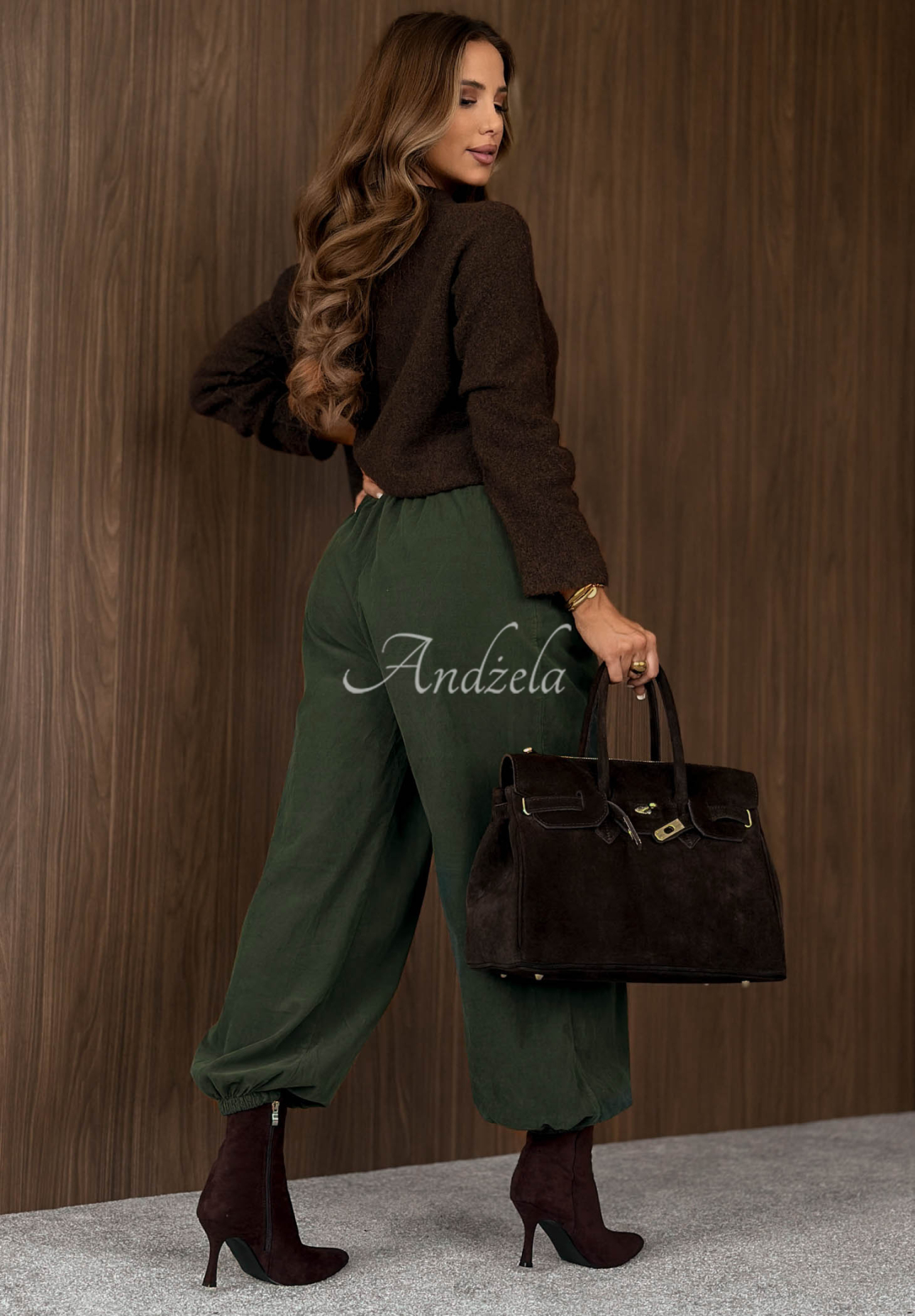 Jogginghose aus Baumwoll-Cord mit Gürtel Simple Edit Khaki