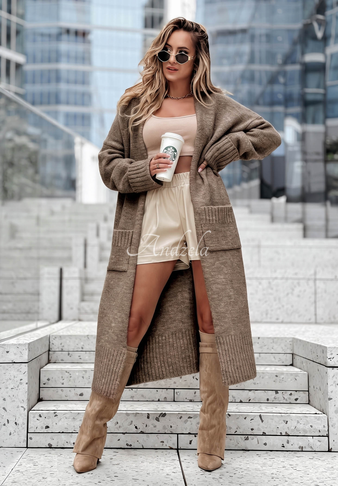 Lange oversized Strickjacke mit Taschen Marbelio Mokkafarben