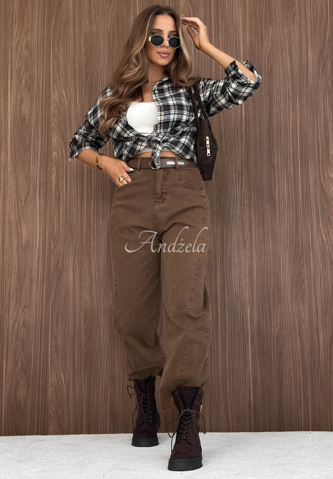 Bananenjeans mit Gürtel Dune Denim dunkelcamel