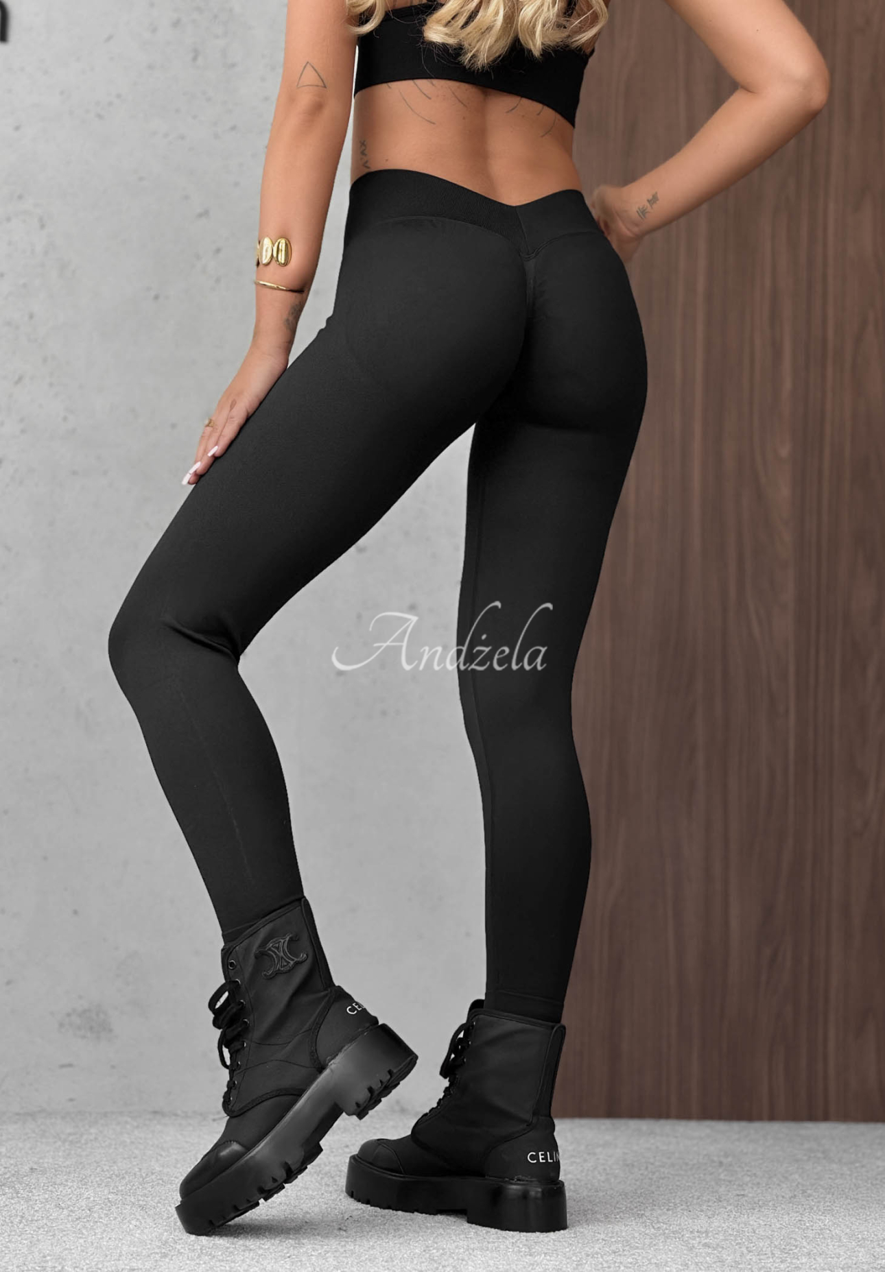Set: kurzes Top und figurbetonte Leggings Good Company Schwarz