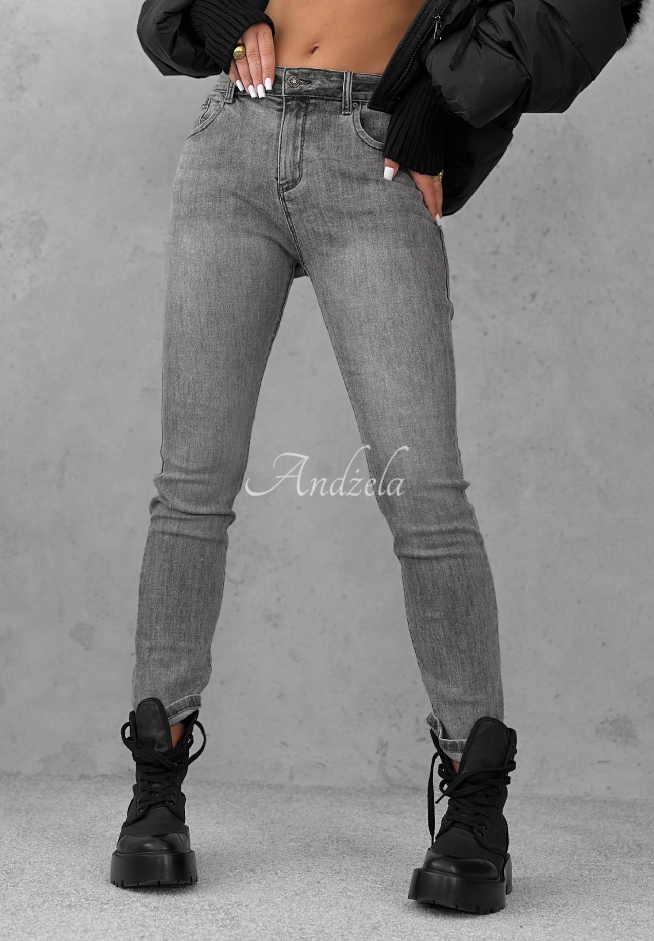 Skinny-Jeans Pretty Basic Grau
