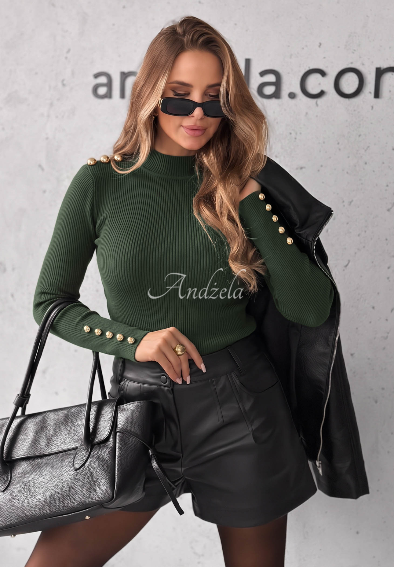 Gerippte Longsleeve-Bluse aus Viskose Essential Fit Khaki
