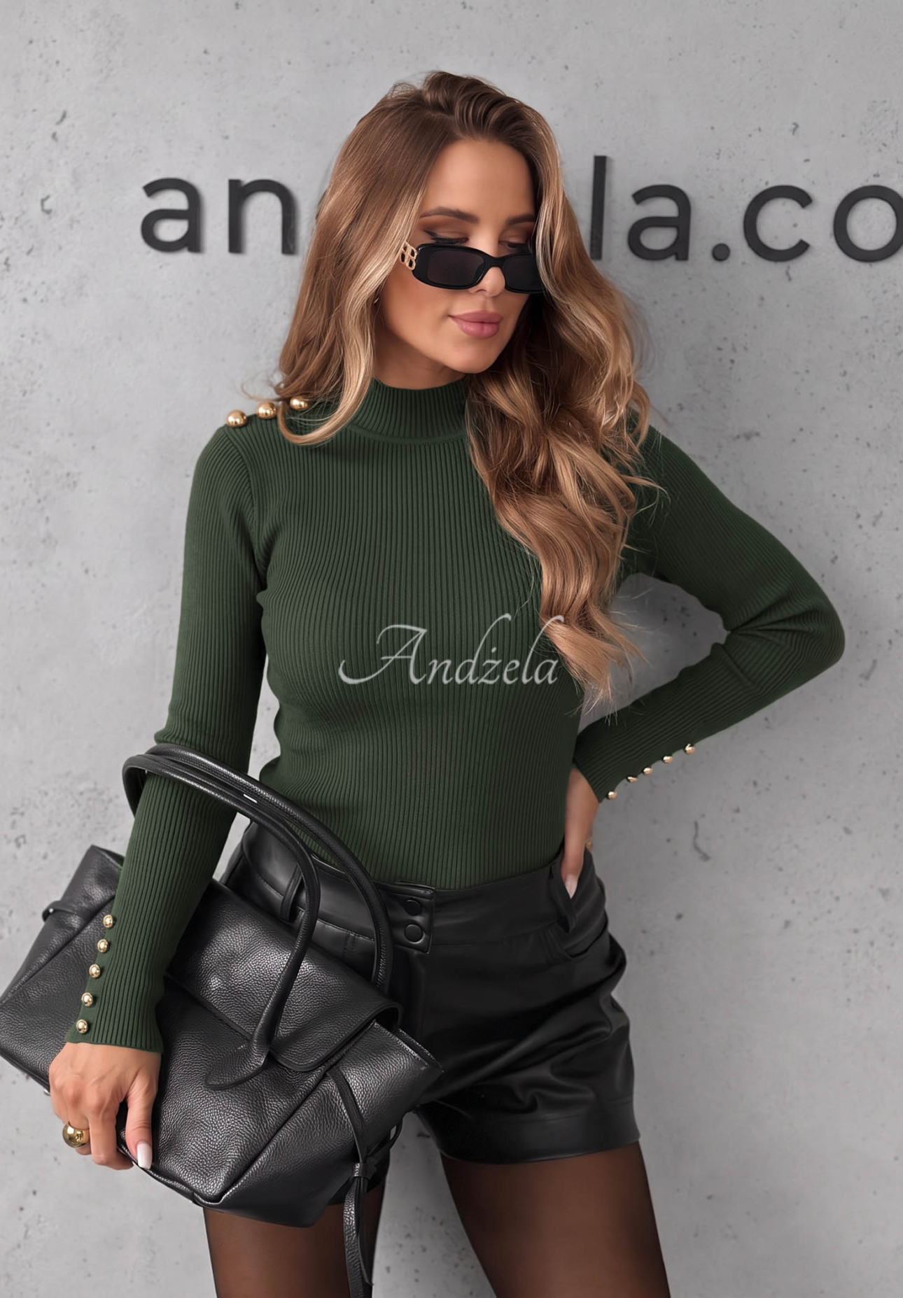 Gerippte Longsleeve-Bluse aus Viskose Essential Fit Khaki