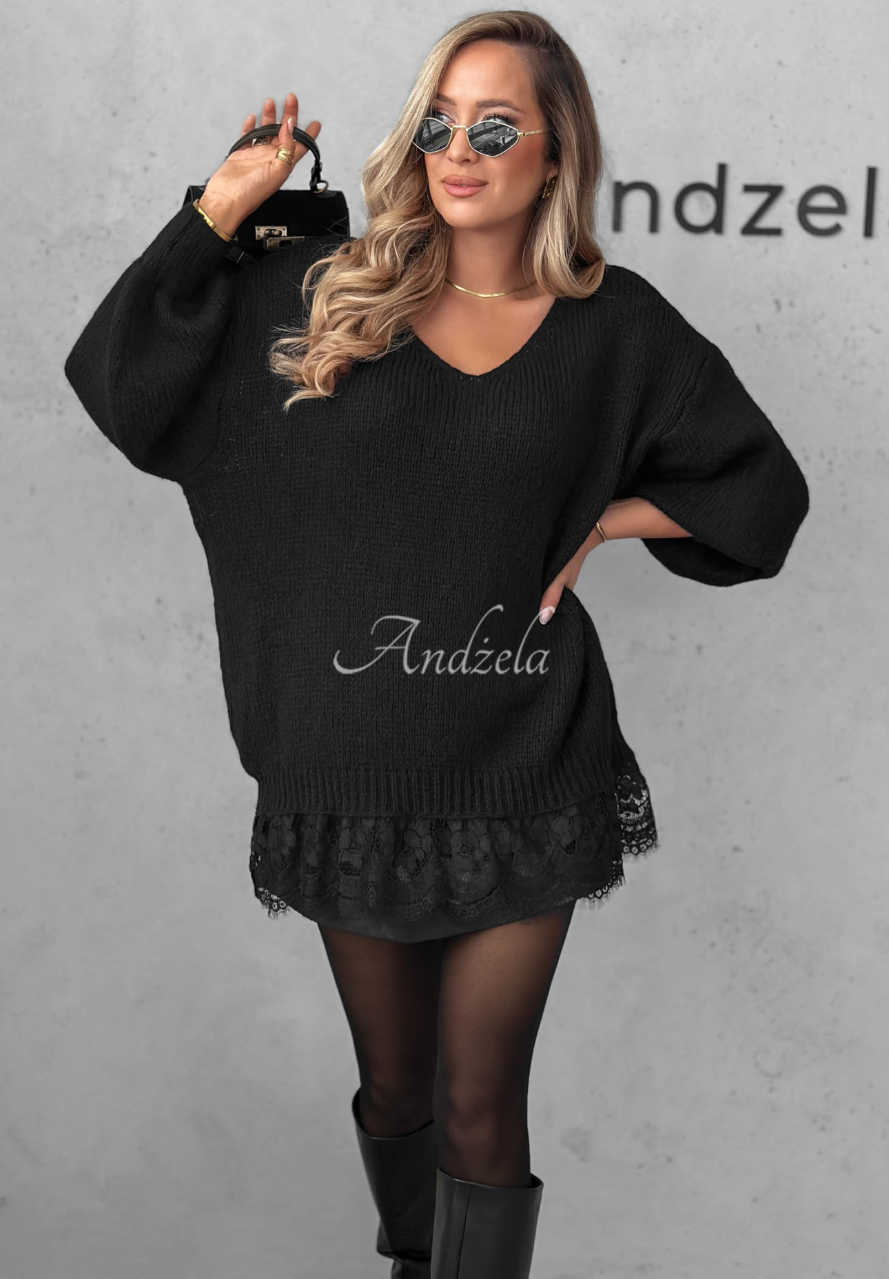 Oversized Spitzenpullover aus Wolle und Viskose Dusky Clouds Schwarz