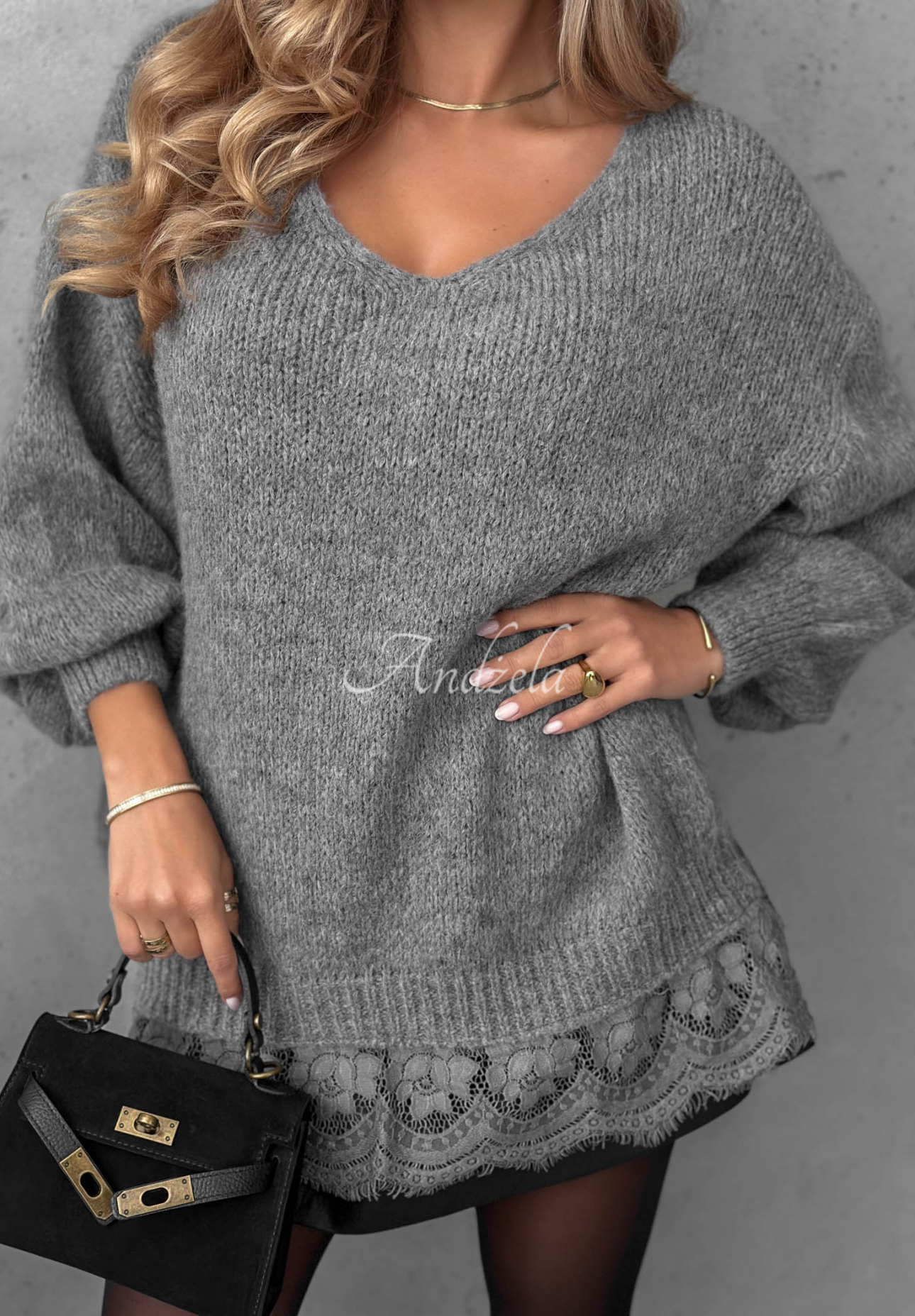 Oversized Spitzenpullover aus Wolle und Viskose Dusky Clouds Grau