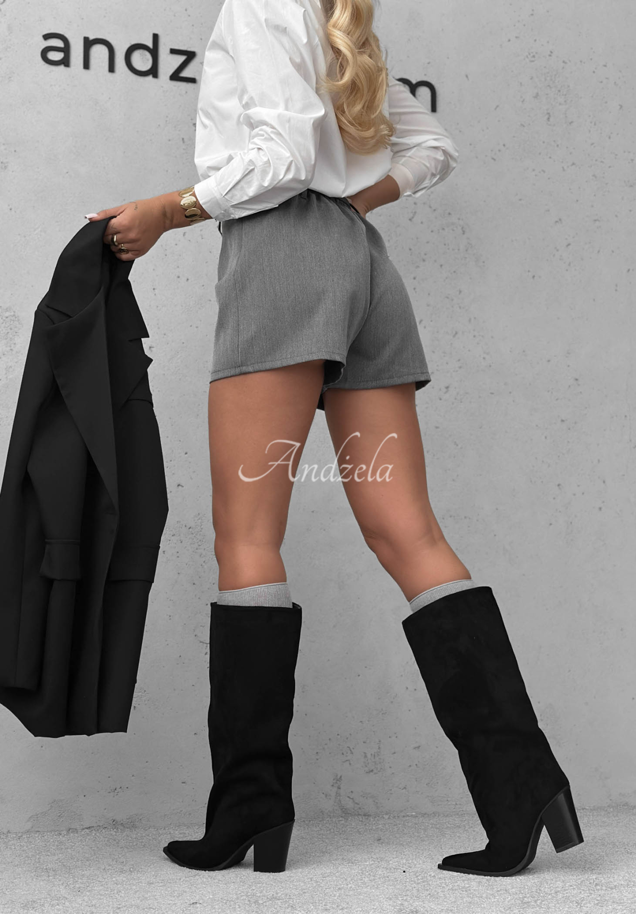 Kurze Stoffshorts aus Viskose New Classic Grau