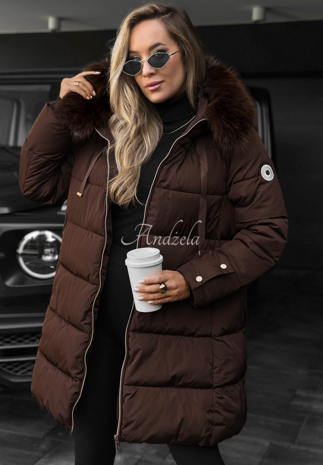 Lange, gesteppte Jacke mit Fellimitat Winter Sunday Schokoladenbraun