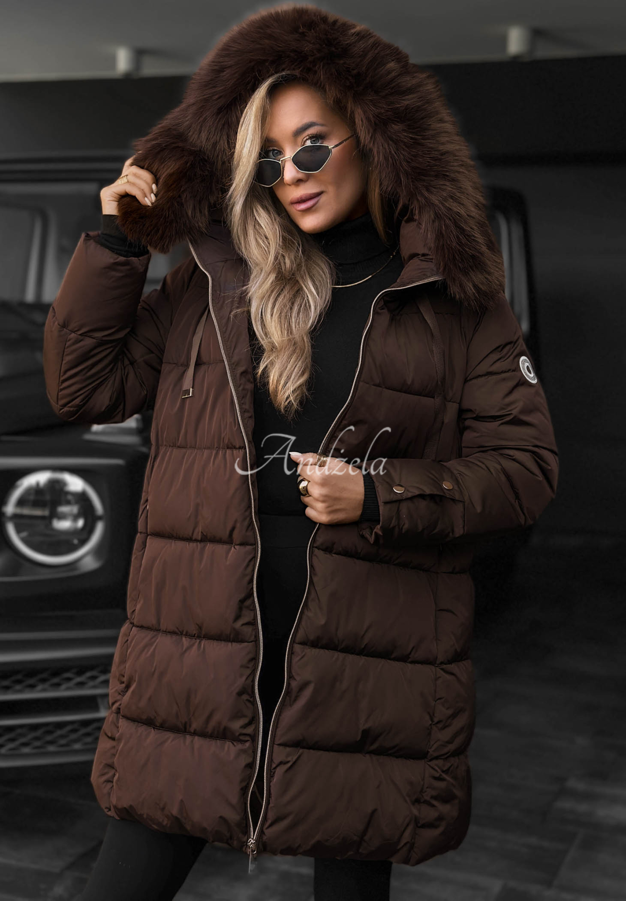 Lange, gesteppte Jacke mit Fellimitat Winter Sunday Schokoladenbraun
