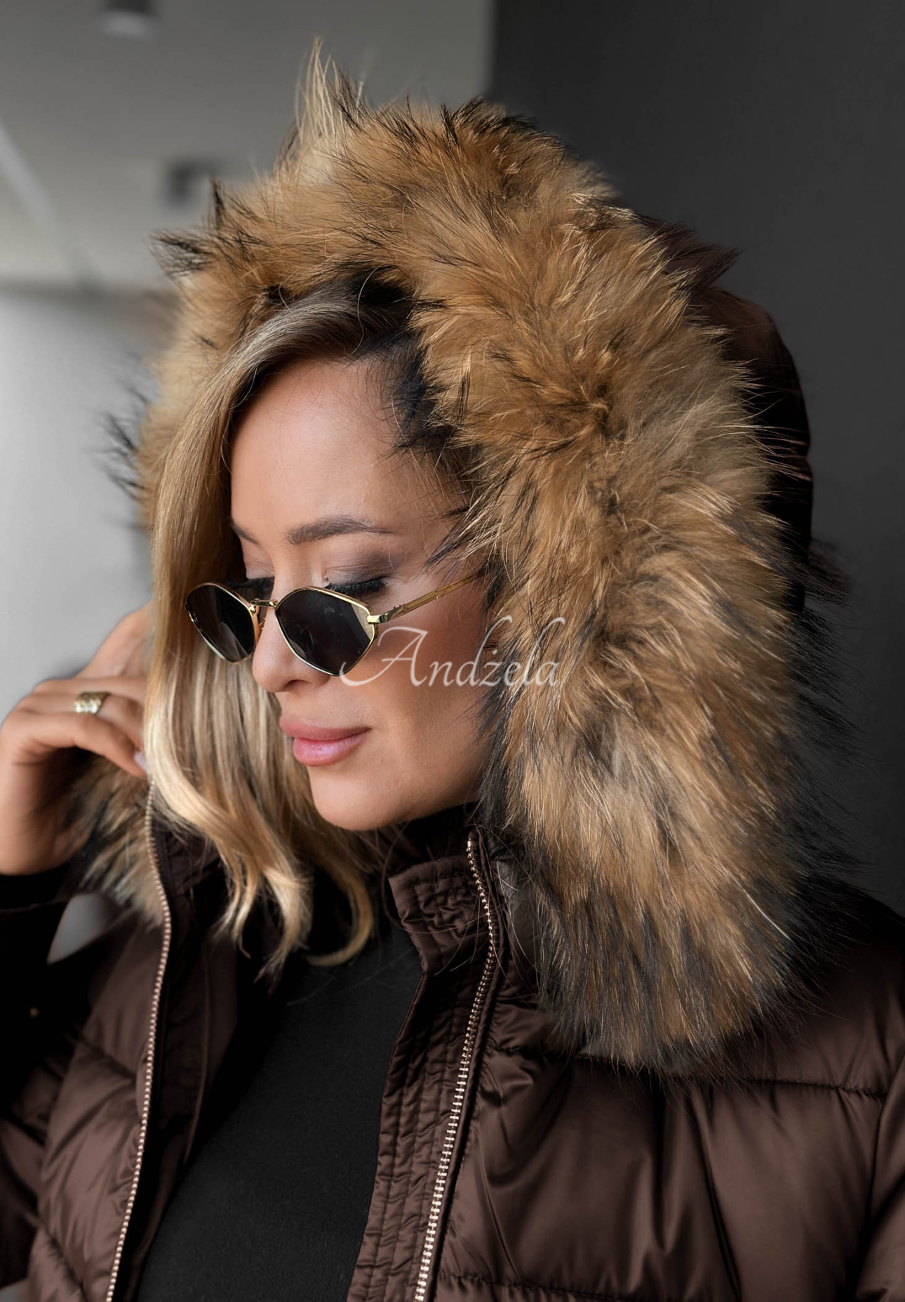 Lange, gesteppte Jacke mit Fellimitat Afterglow Hours Schokoladenbraun