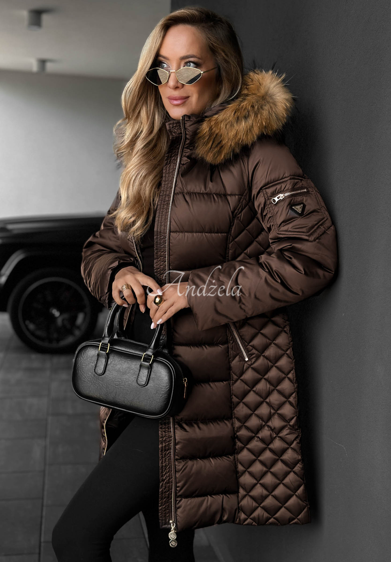 Lange, gesteppte Jacke mit Fellimitat Afterglow Hours Schokoladenbraun