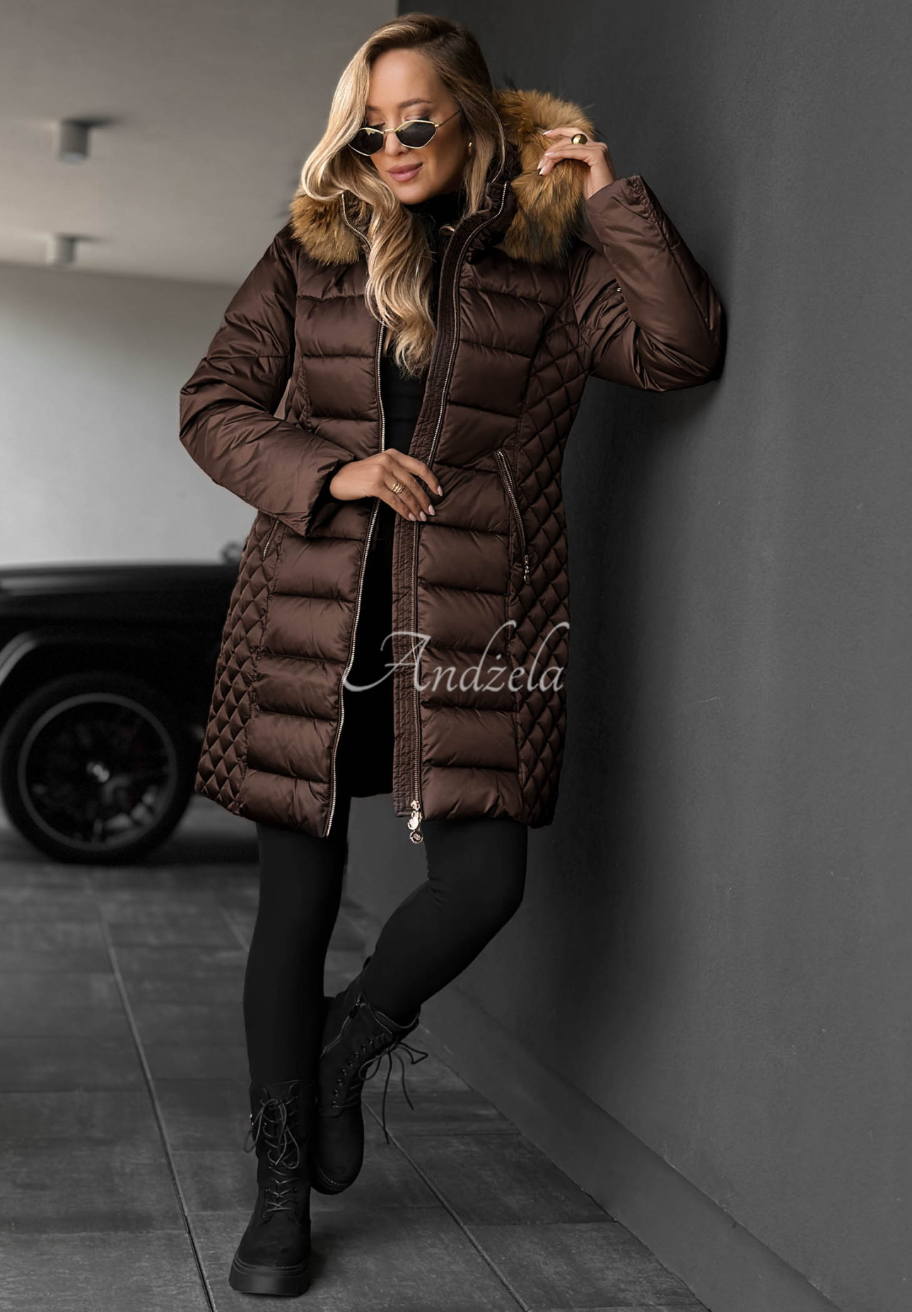 Lange, gesteppte Jacke mit Fellimitat Afterglow Hours Schokoladenbraun