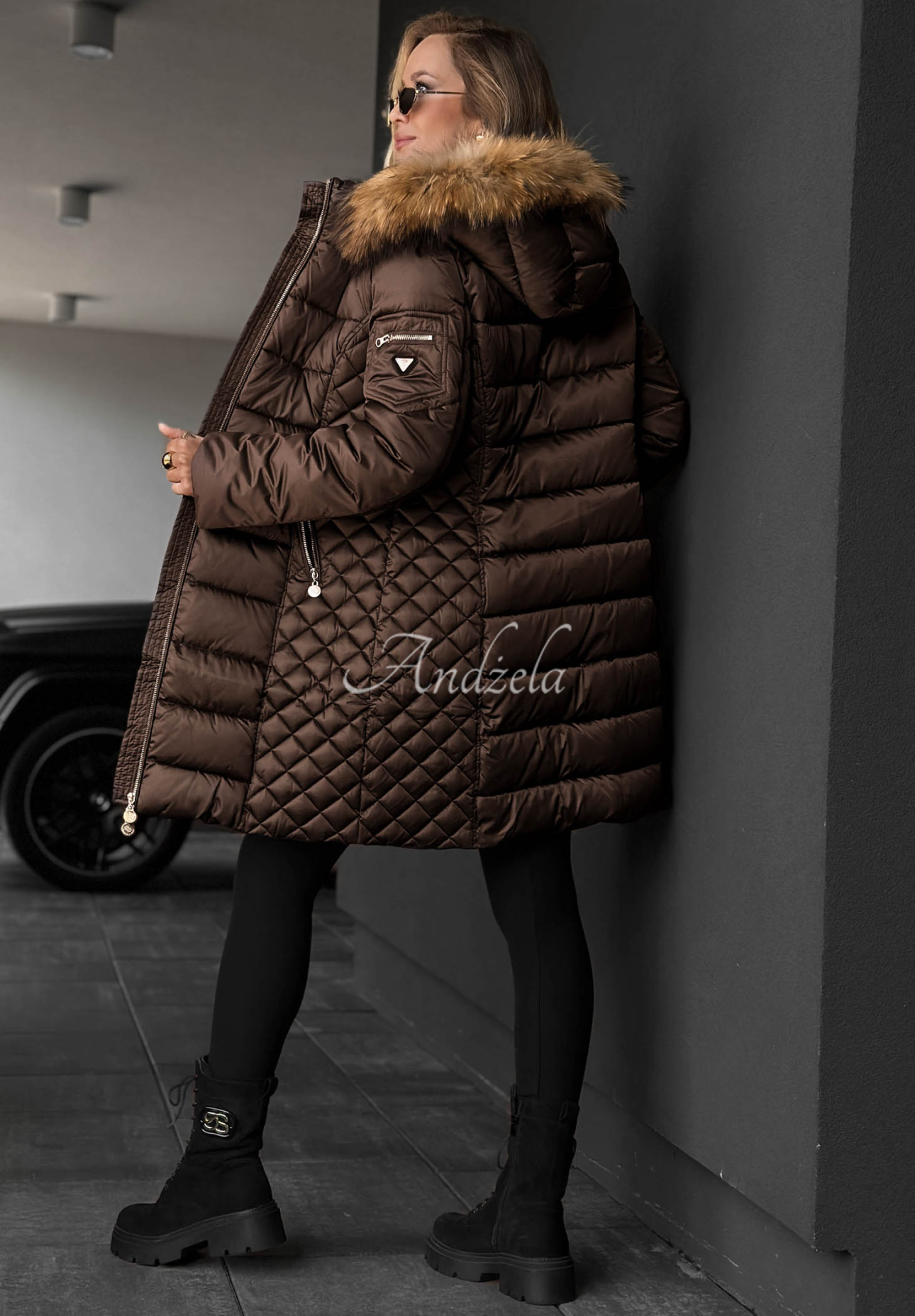 Lange, gesteppte Jacke mit Fellimitat Afterglow Hours Schokoladenbraun