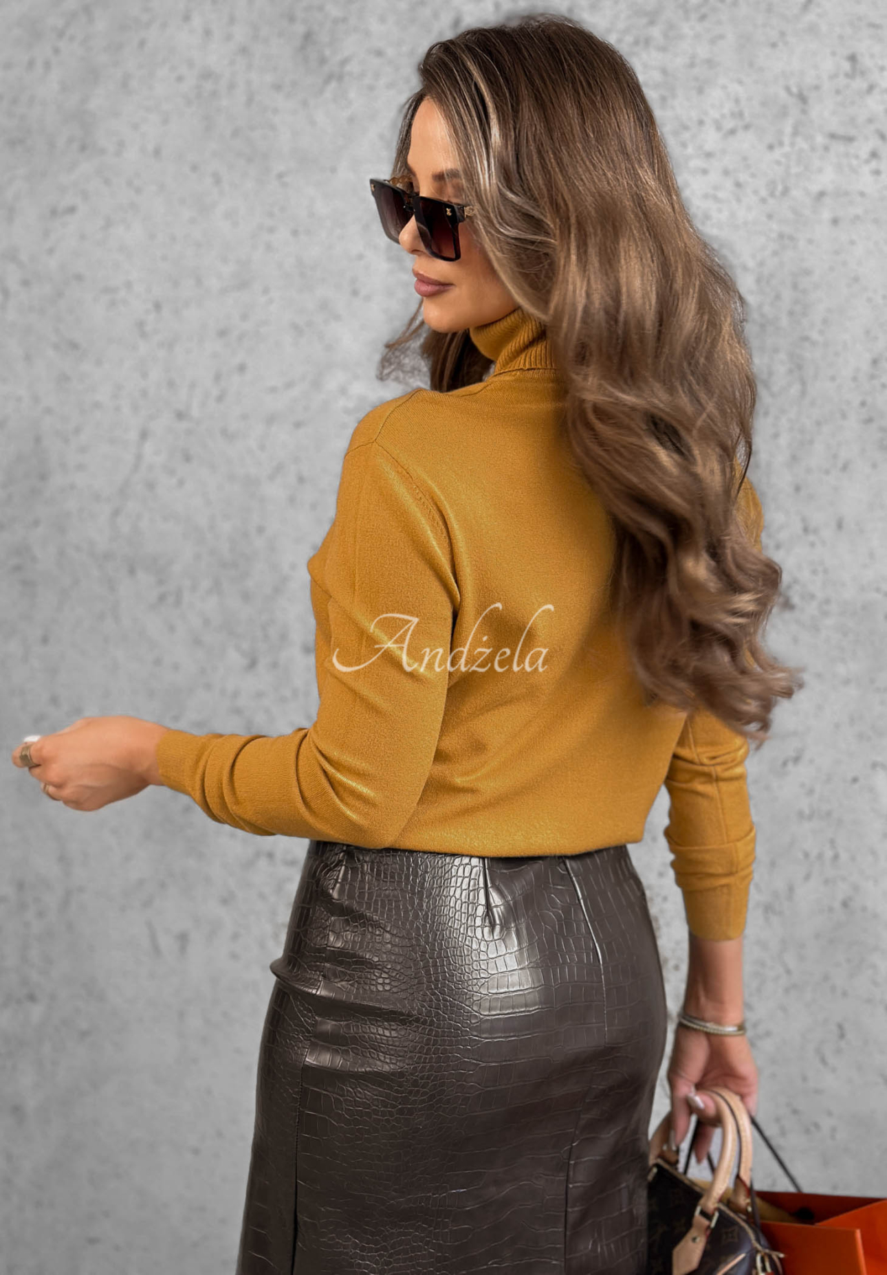 Viskose-Pullover mit Rollkragen Early Evening Senffarben