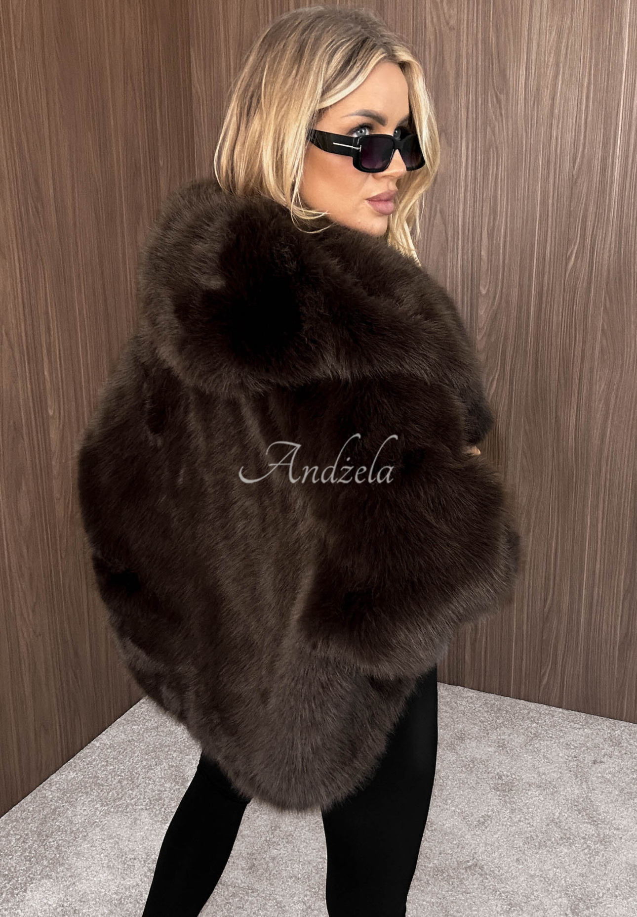 Jacke aus Fellimitat mit Kapuze Fluffy Girl Schokoladenbraun