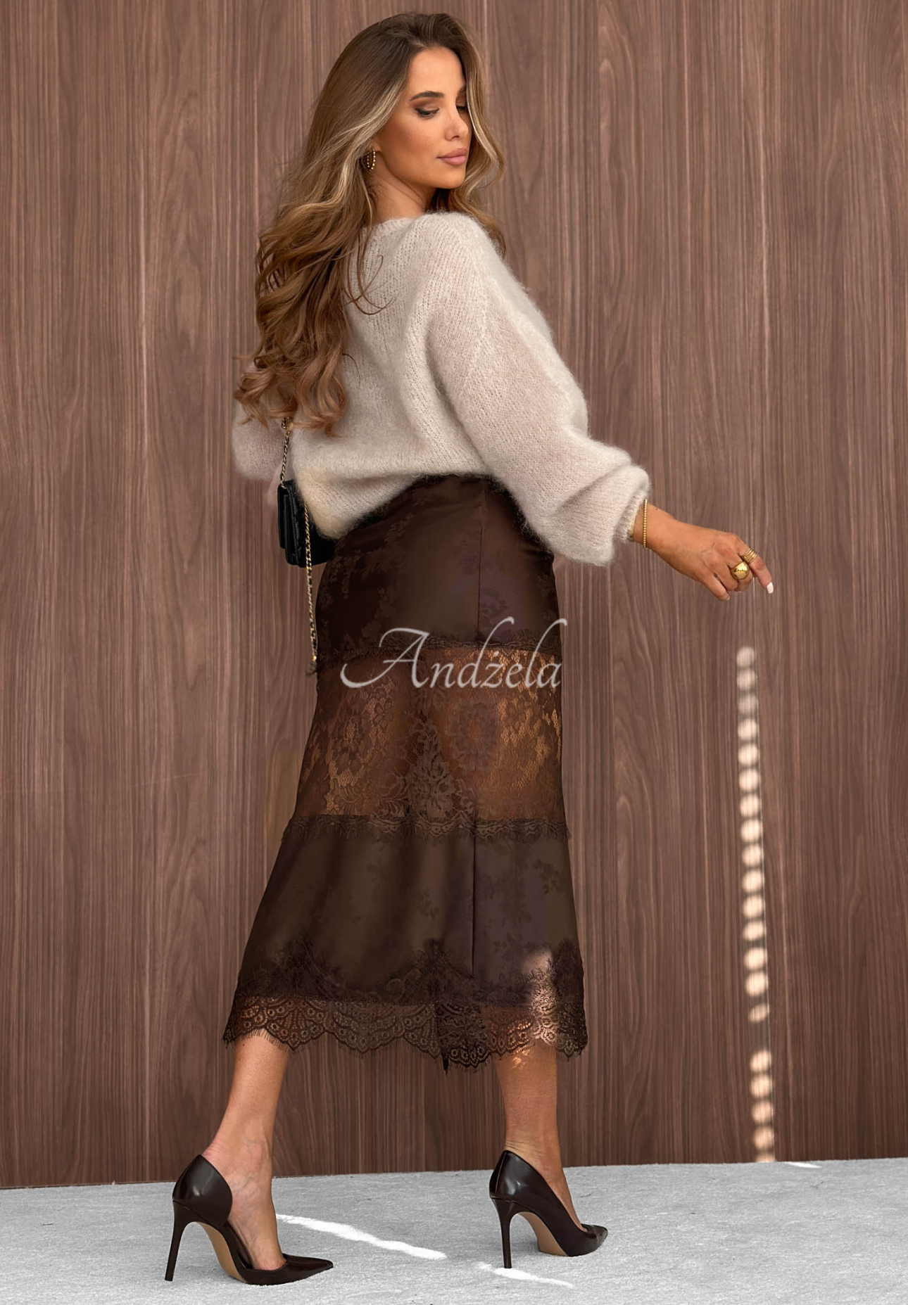 Satin-Midirrock mit Spitze Autumn Desire Schokoladenbraun