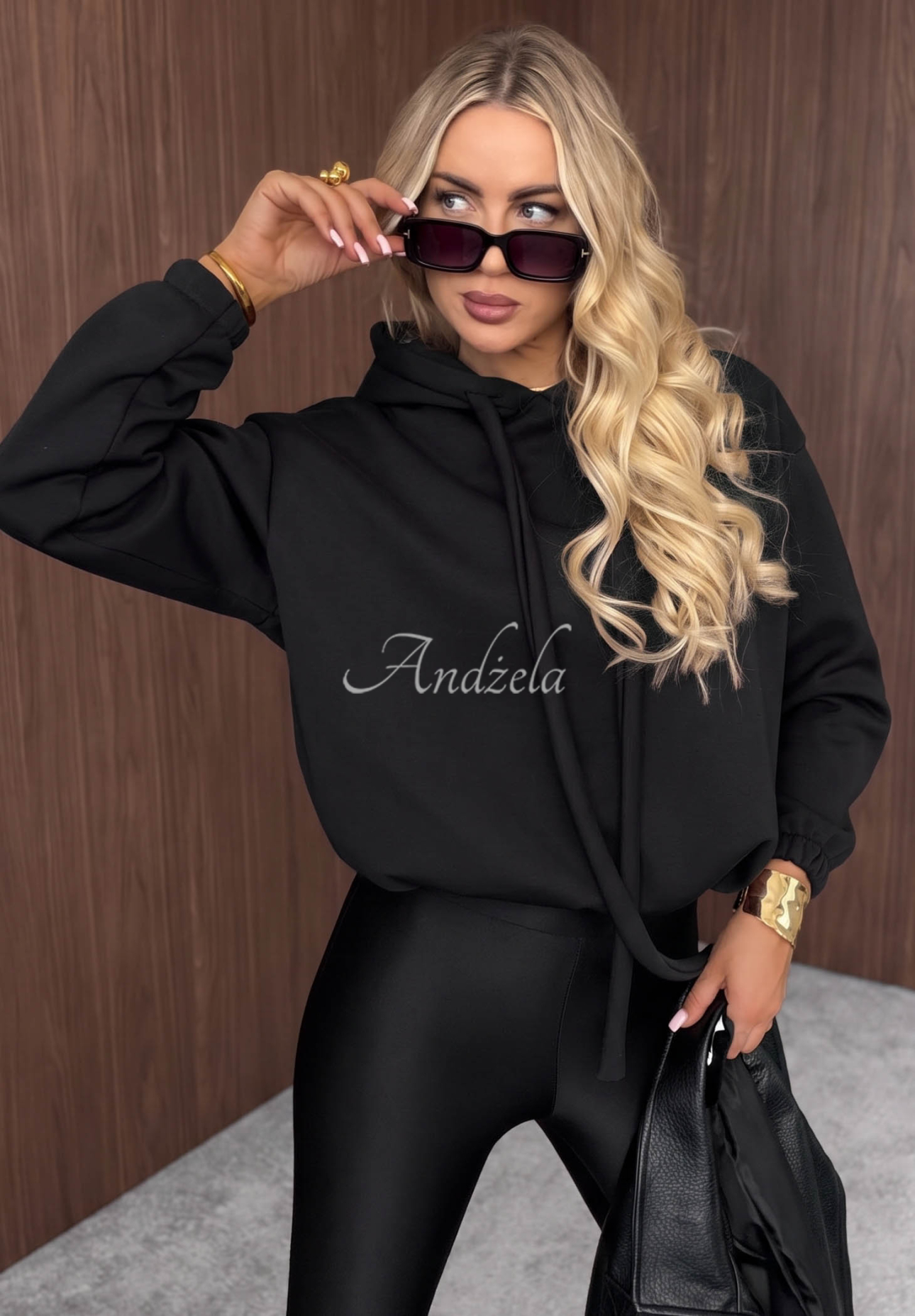Oversize-Kapuzenpullover aus Baumwolle Not Quite Schwarz