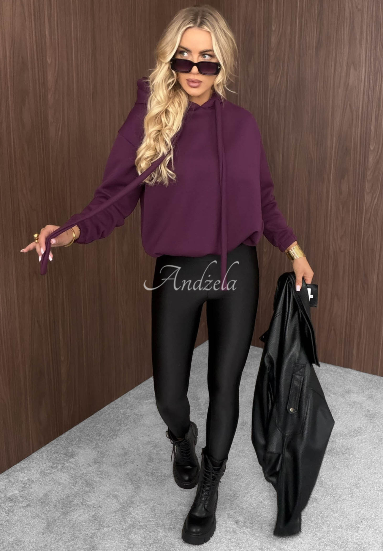 Oversize-Kapuzenpullover aus Baumwolle Not Quite Beerenfarben