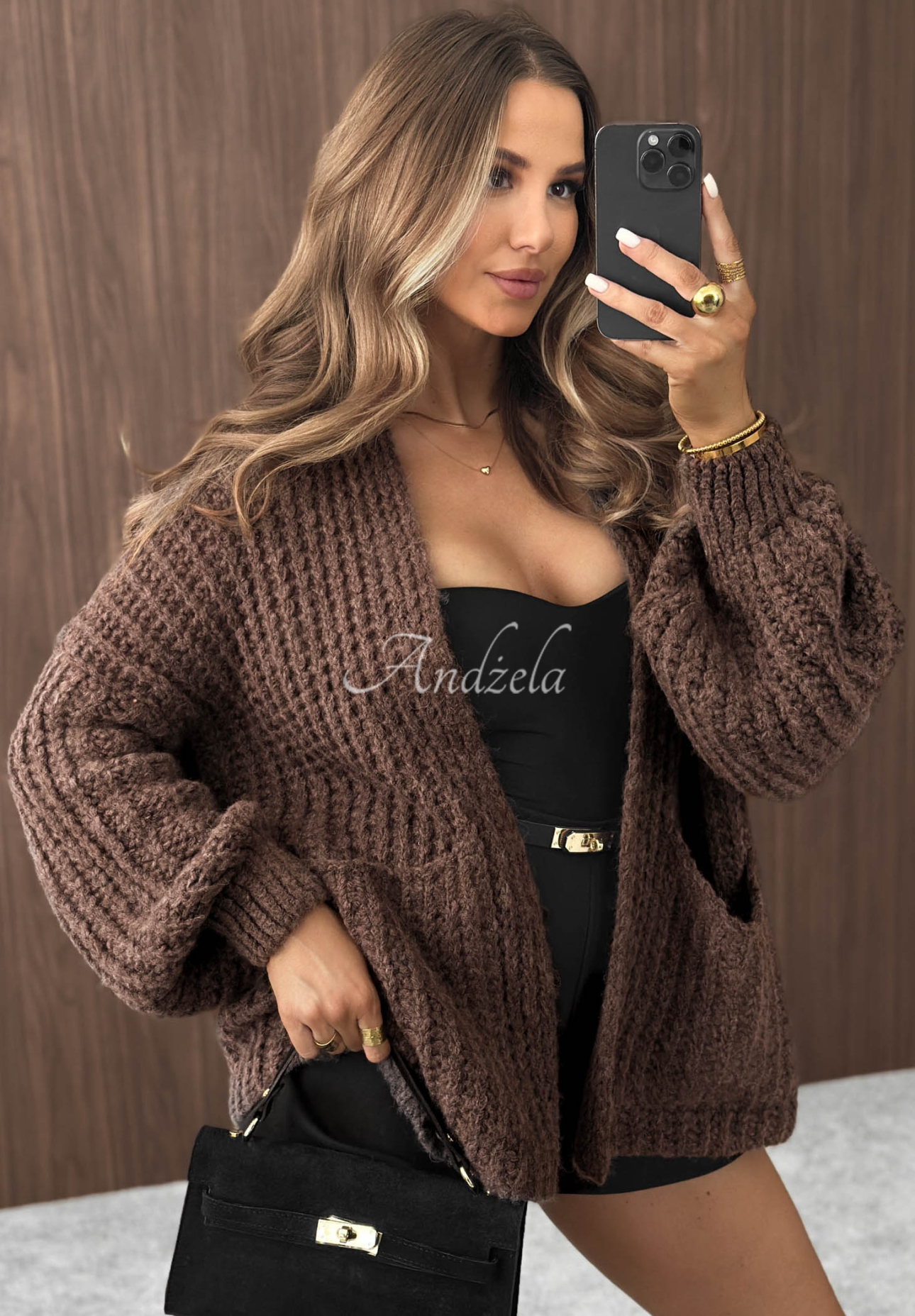 Kurzer Cardigan mit Wolle Simply Cozy Schokoladenbraun