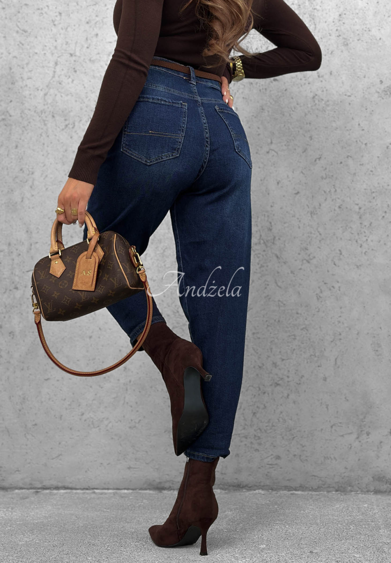 Mom-Fit Jeans mit Gürtel Running Late dunkelblau