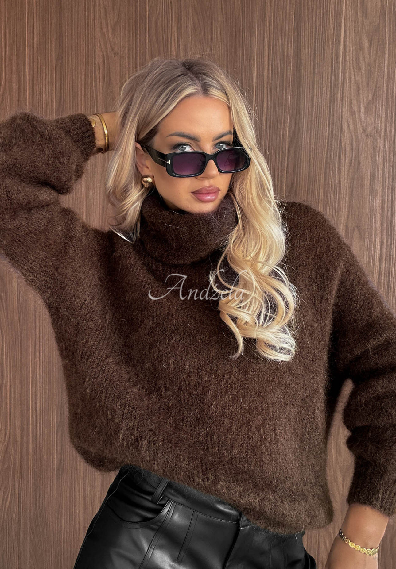 Weicher Mohair-Pullover mit Rollkragen Rainy Clouds Schokoladenbraun