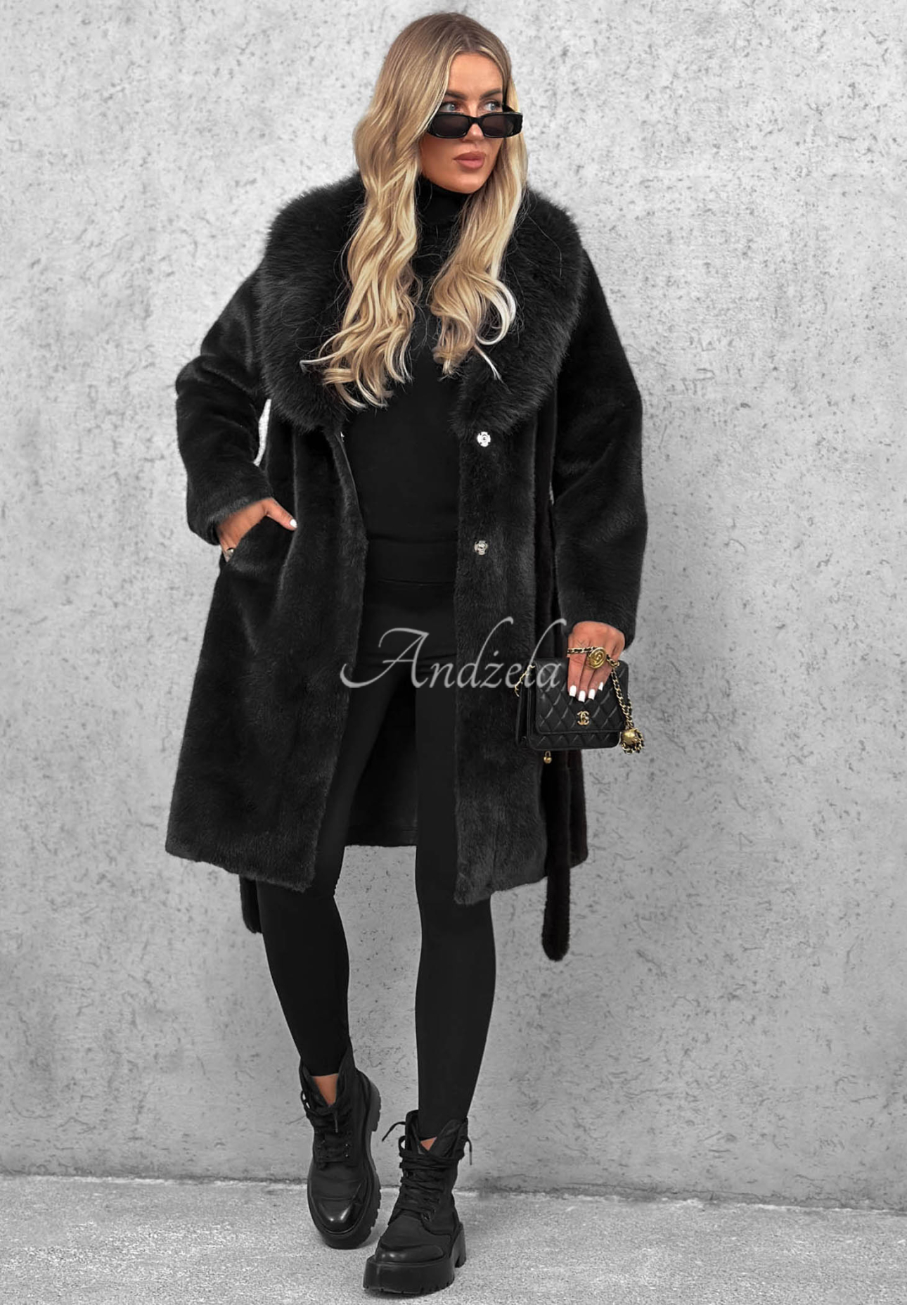 Mantel aus Kunstfell mit Gürtel Cloud Cuddle Schwarz