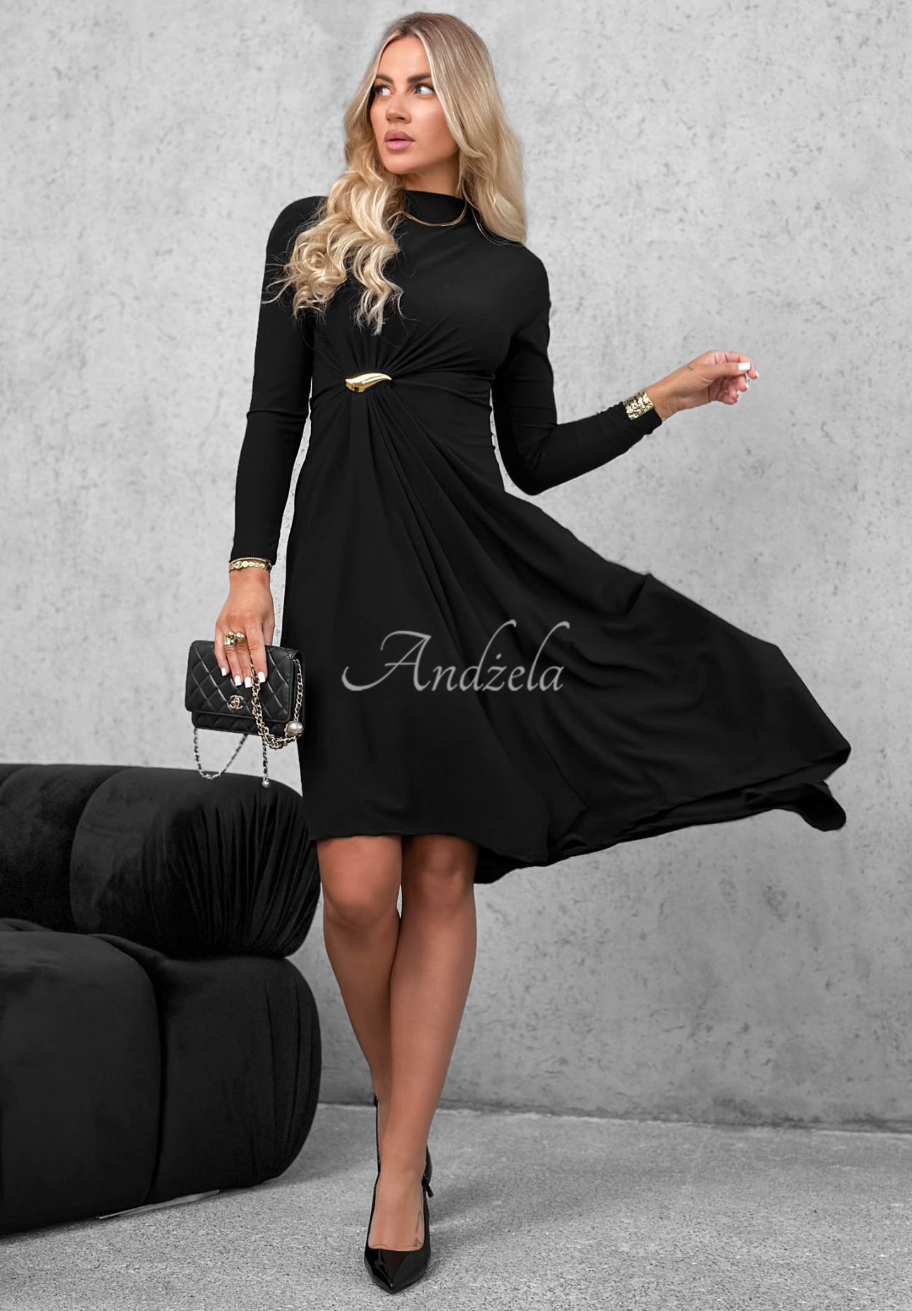 Midi-Kleid mit langen Ärmeln und Raffung Hot Authority Schwarz