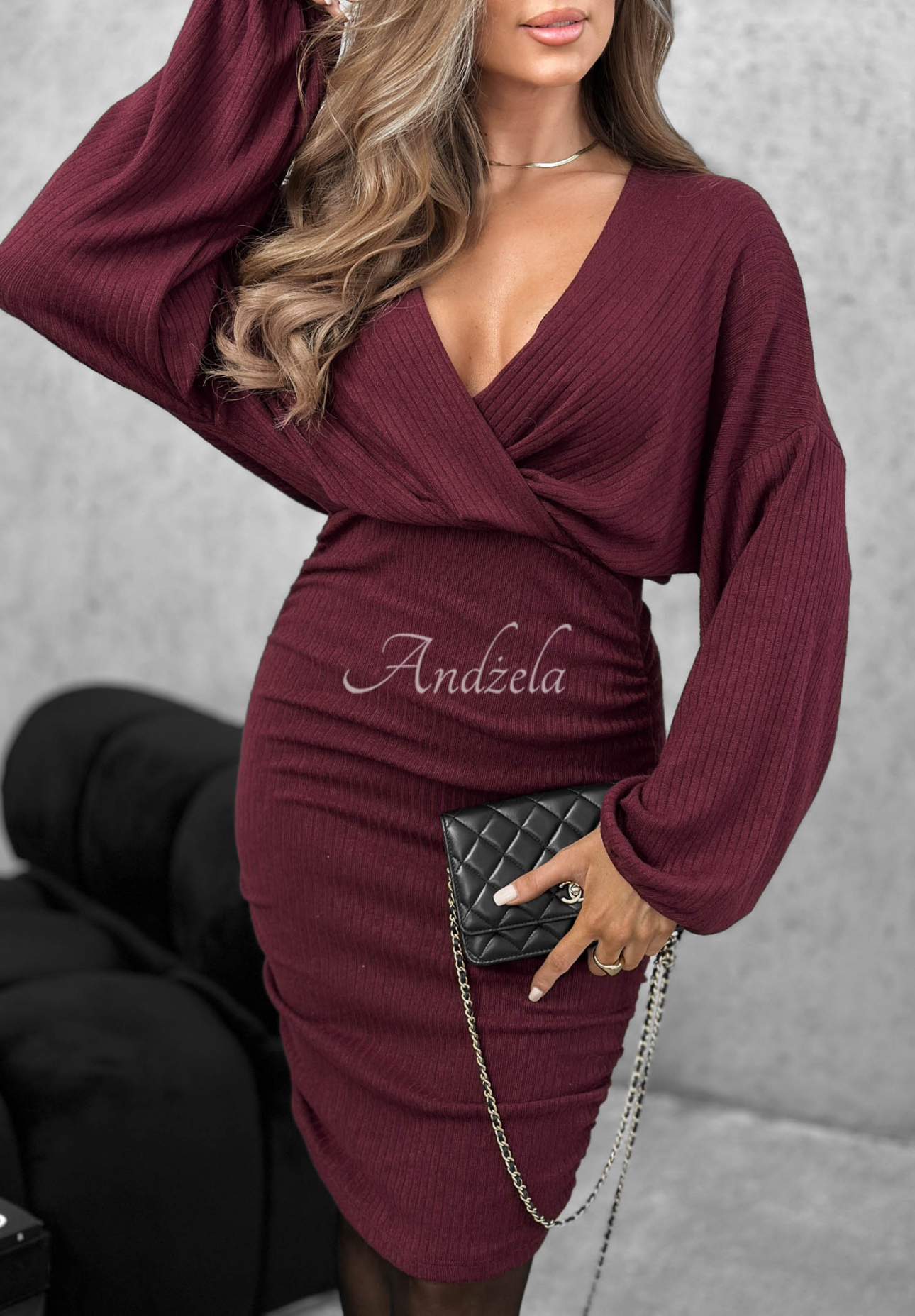 Viskosekleid mit Wickelausschnitt und Raffungen Miss Attitude Burgunderrot