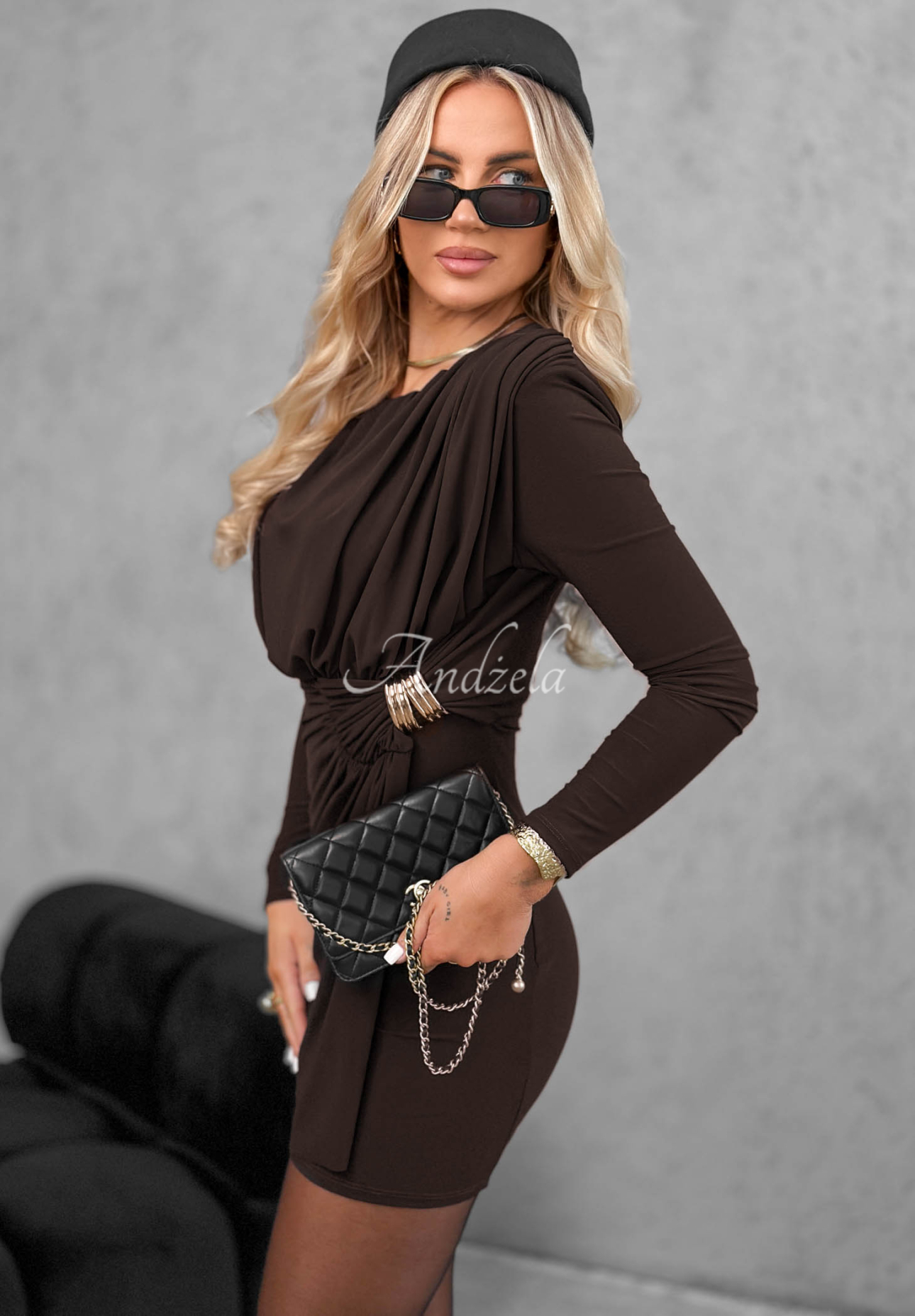 Figurbetontes Minikleid mit dekorativen Raffungen Elegant Miss Schokoladenbraun