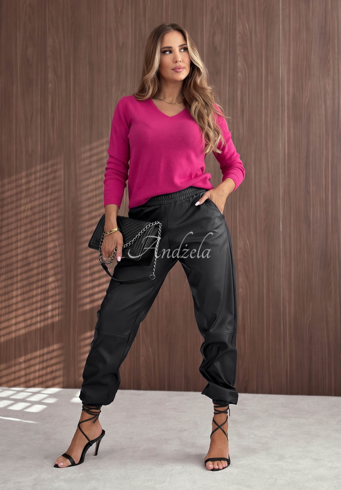 Oversize-Pullover aus Viskose mit V-Ausschnitt Modern Soul Fuchsia