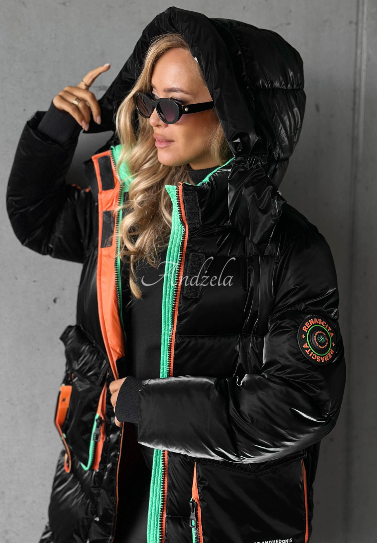 Lange Steppjacke mit Kapuze Silver Frost Schwarz