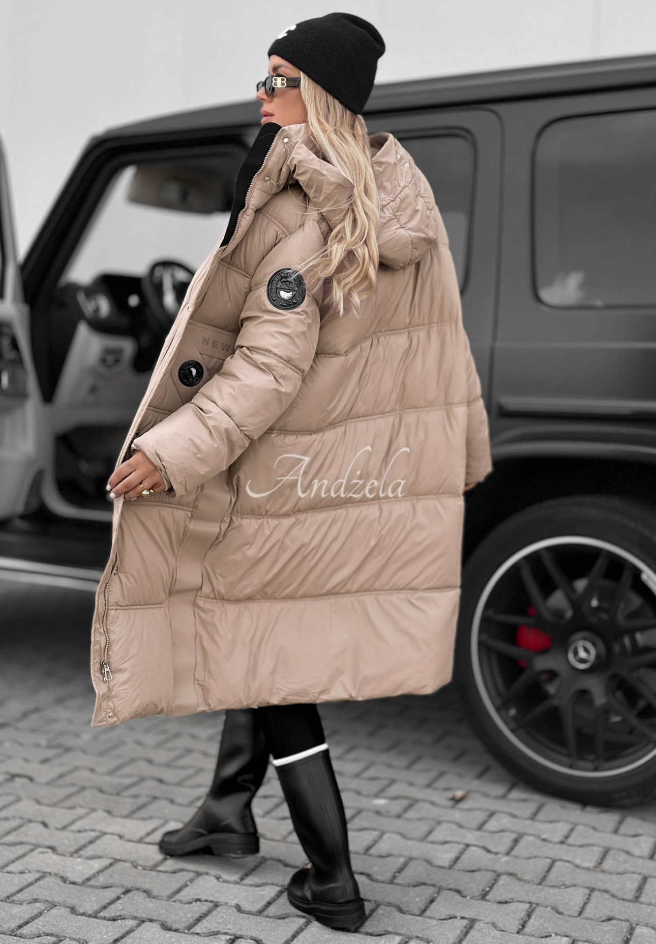 Lange, gesteppte Jacke mit Kapuze Forest Essence Beige