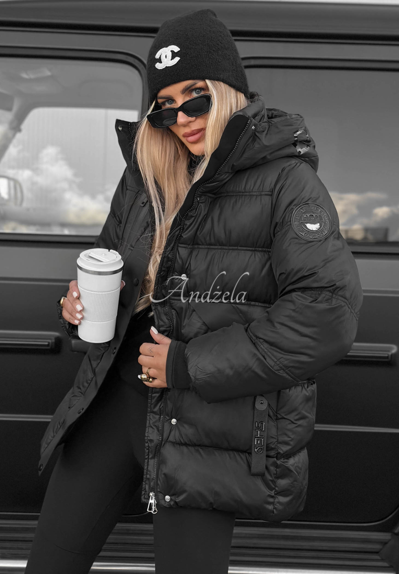 Gesteppte Jacke mit Kapuze Simple Theory Schwarz