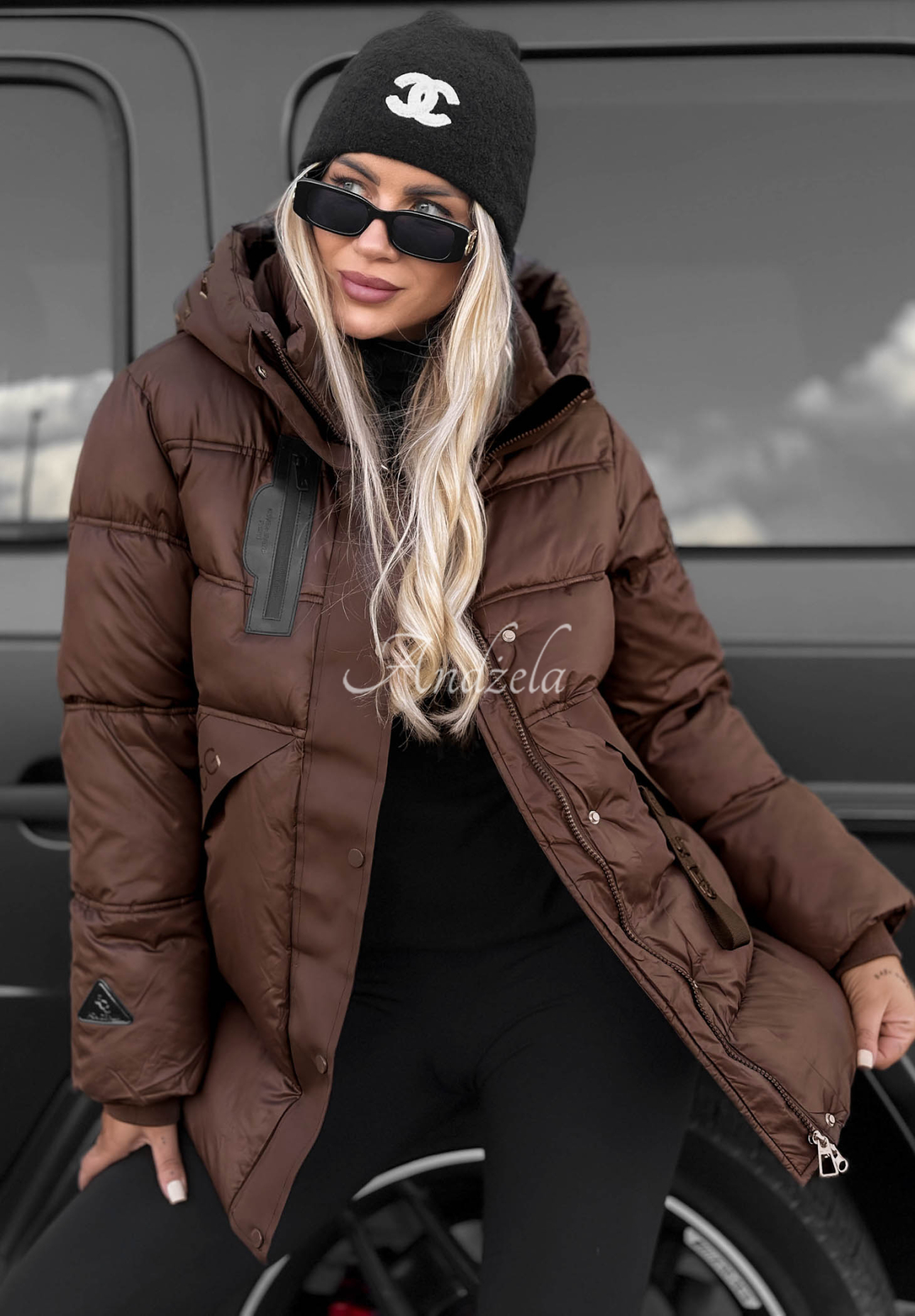 Gesteppte Jacke mit Kapuze Simple Theory Schokoladenbraun