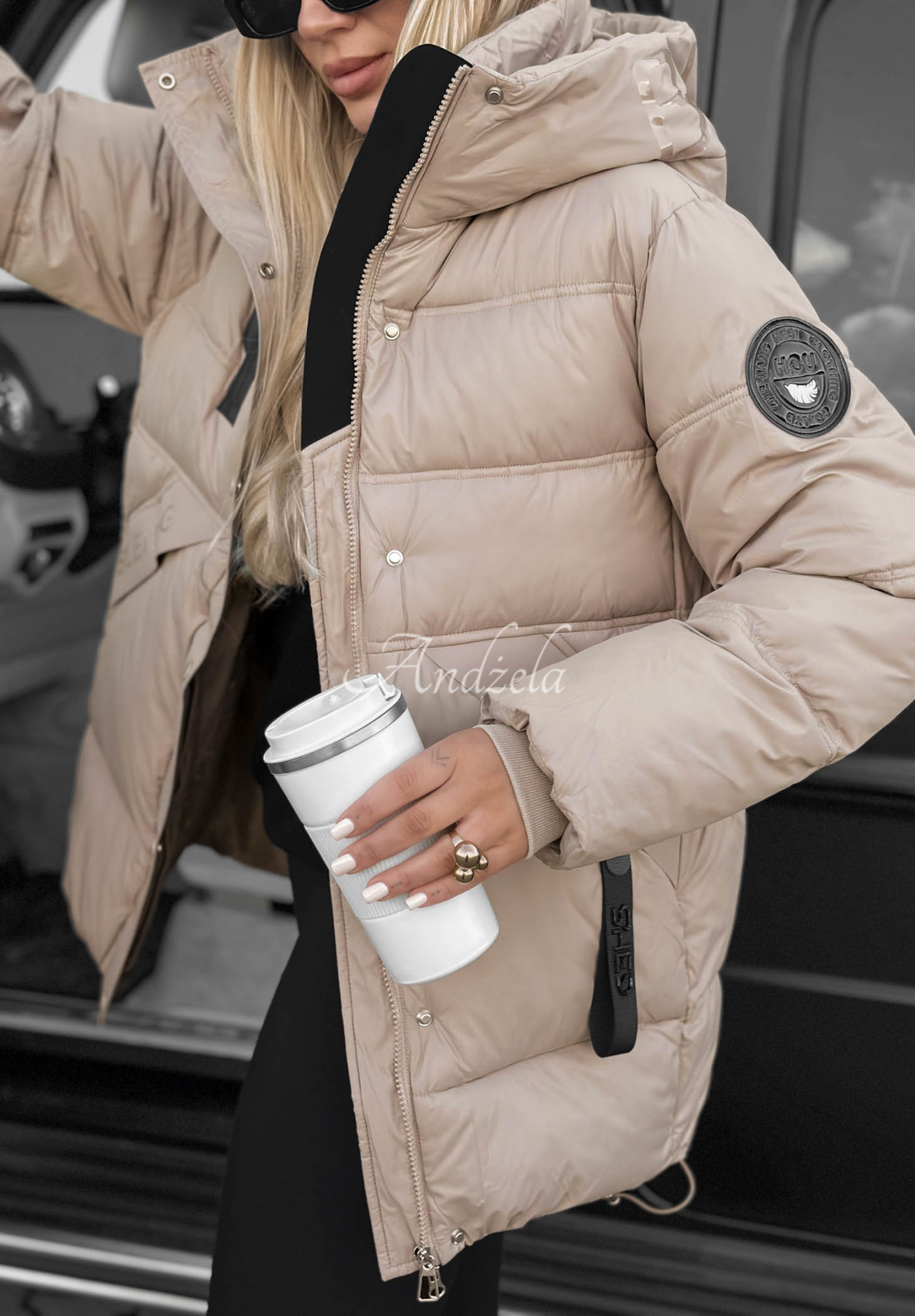 Gesteppte Jacke mit Kapuze Simple Theory Beige
