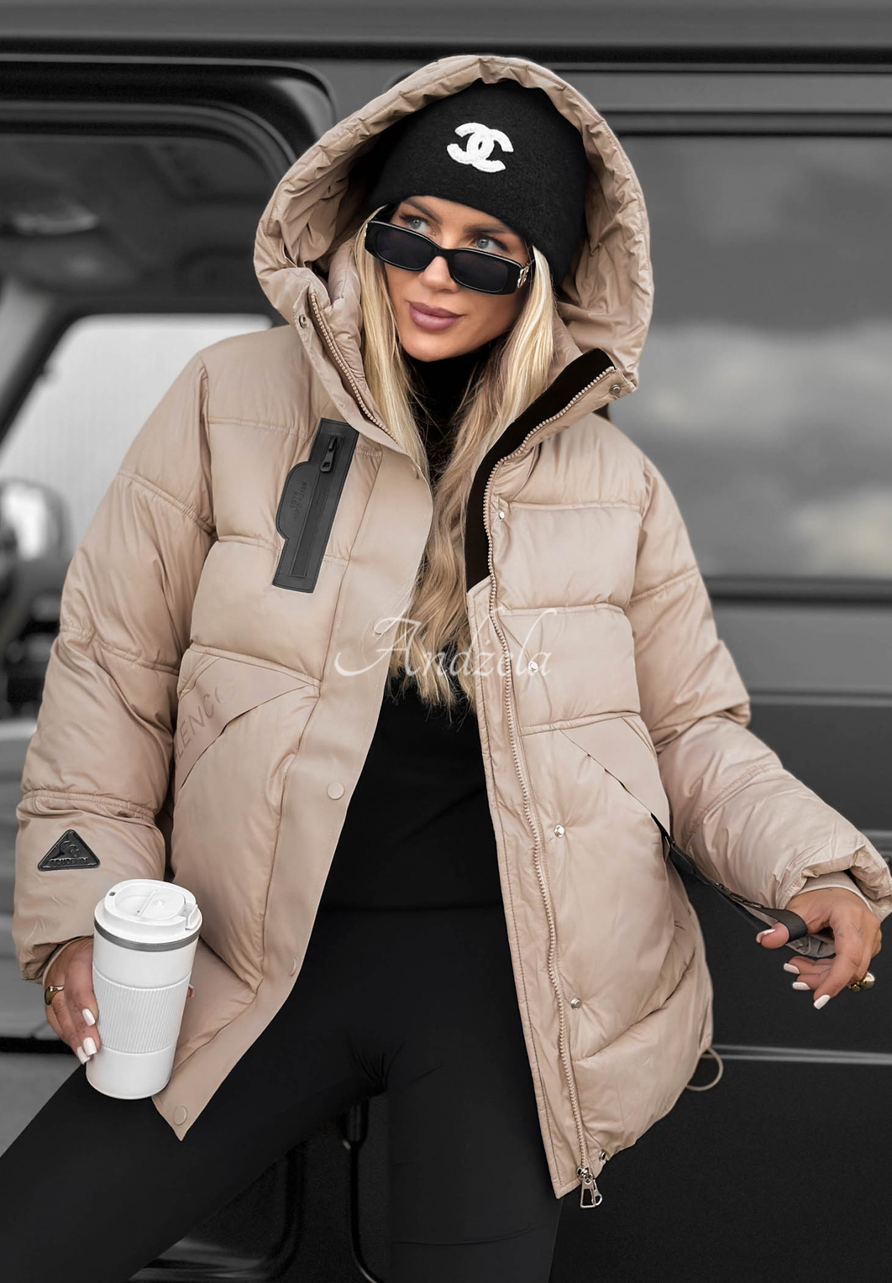 Gesteppte Jacke mit Kapuze Simple Theory Beige