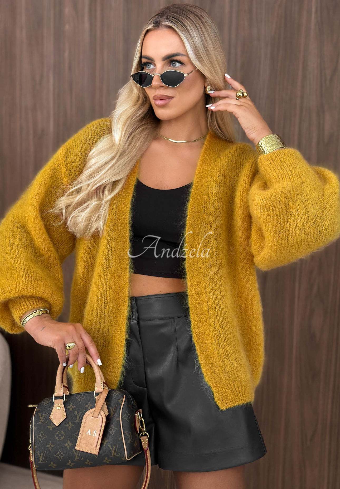 Oversize-Strickjacke aus Mohair vorne offen Cozy Latte Senffarben