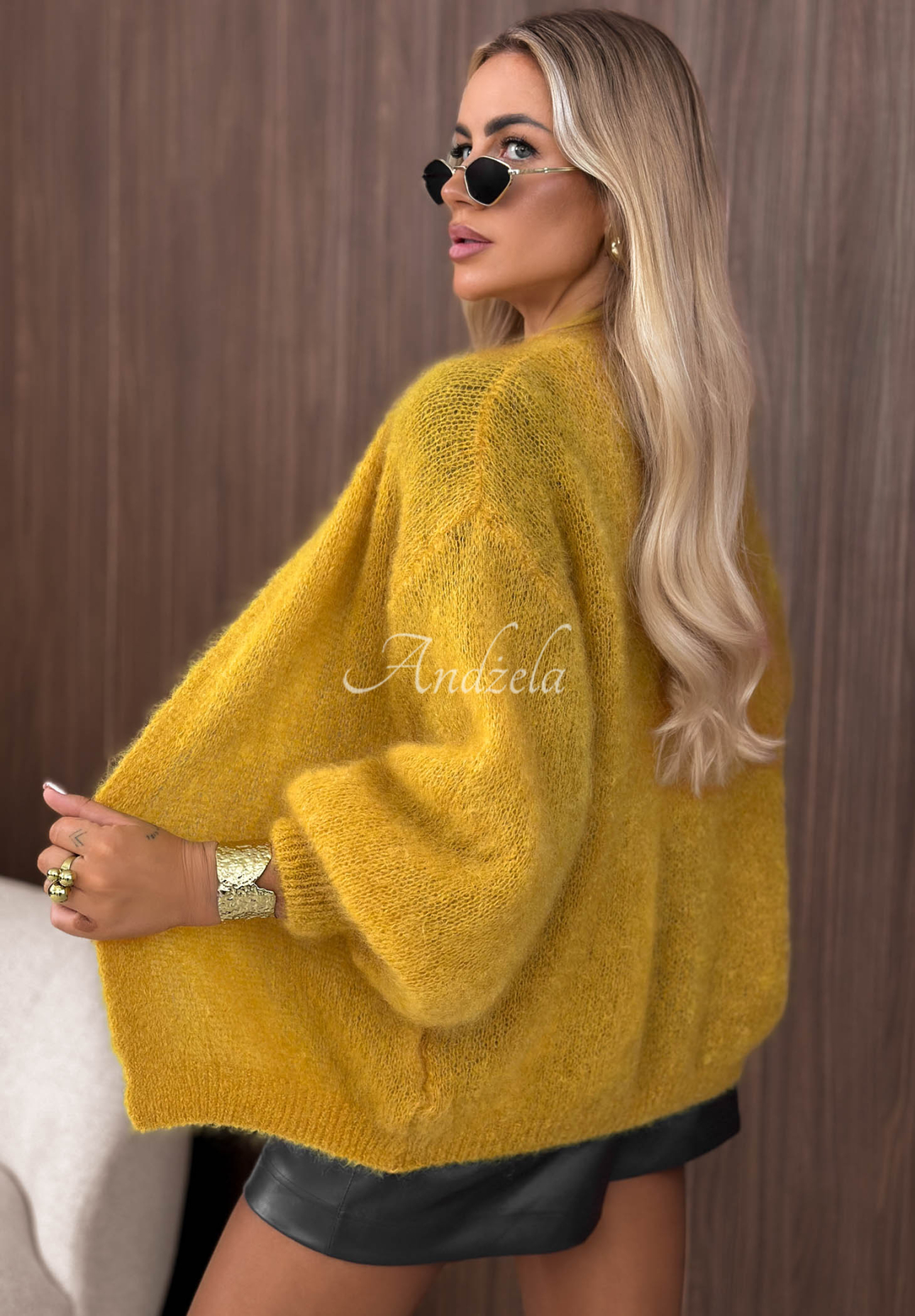 Oversize-Strickjacke aus Mohair vorne offen Cozy Latte Senffarben