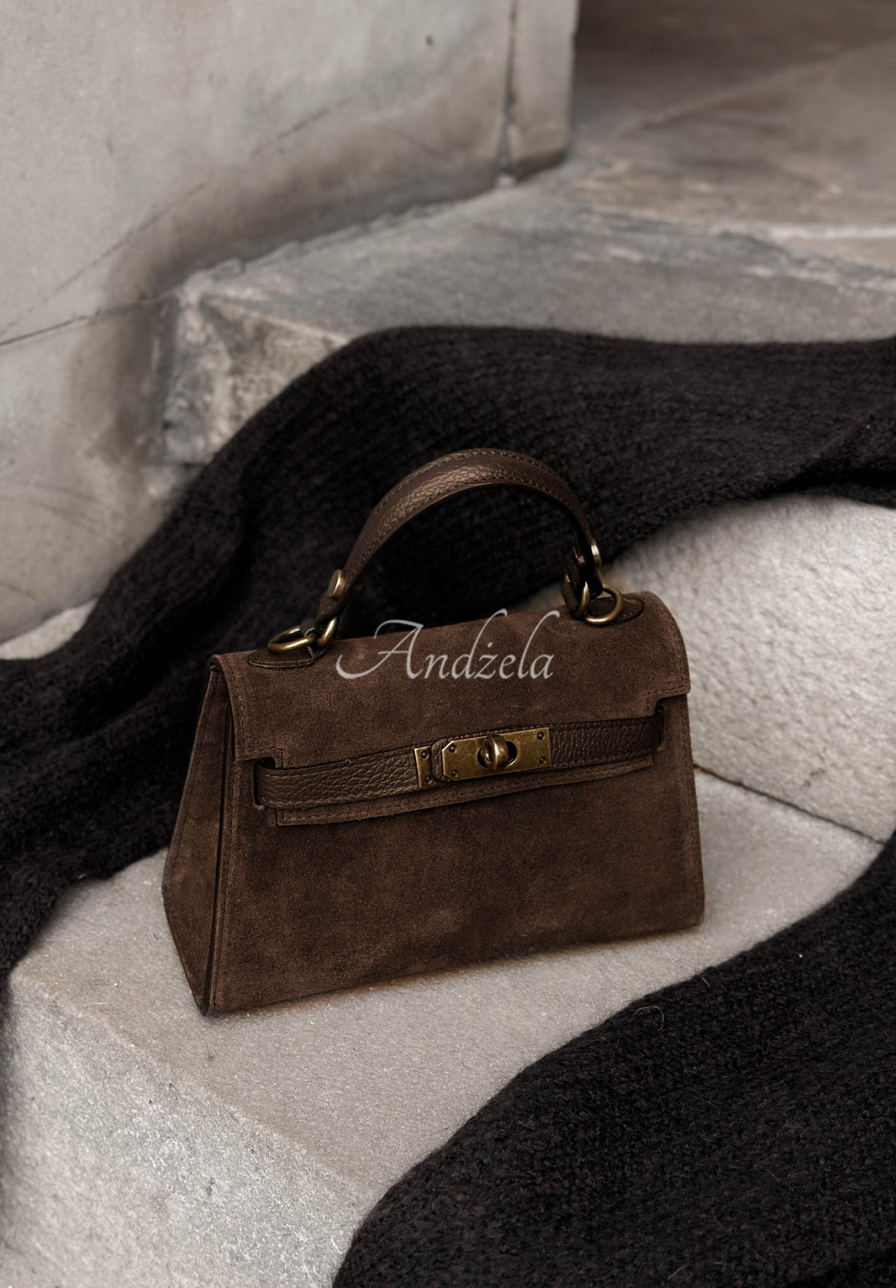 Wildlederhandtasche mit Henkel Mellow Season Camel